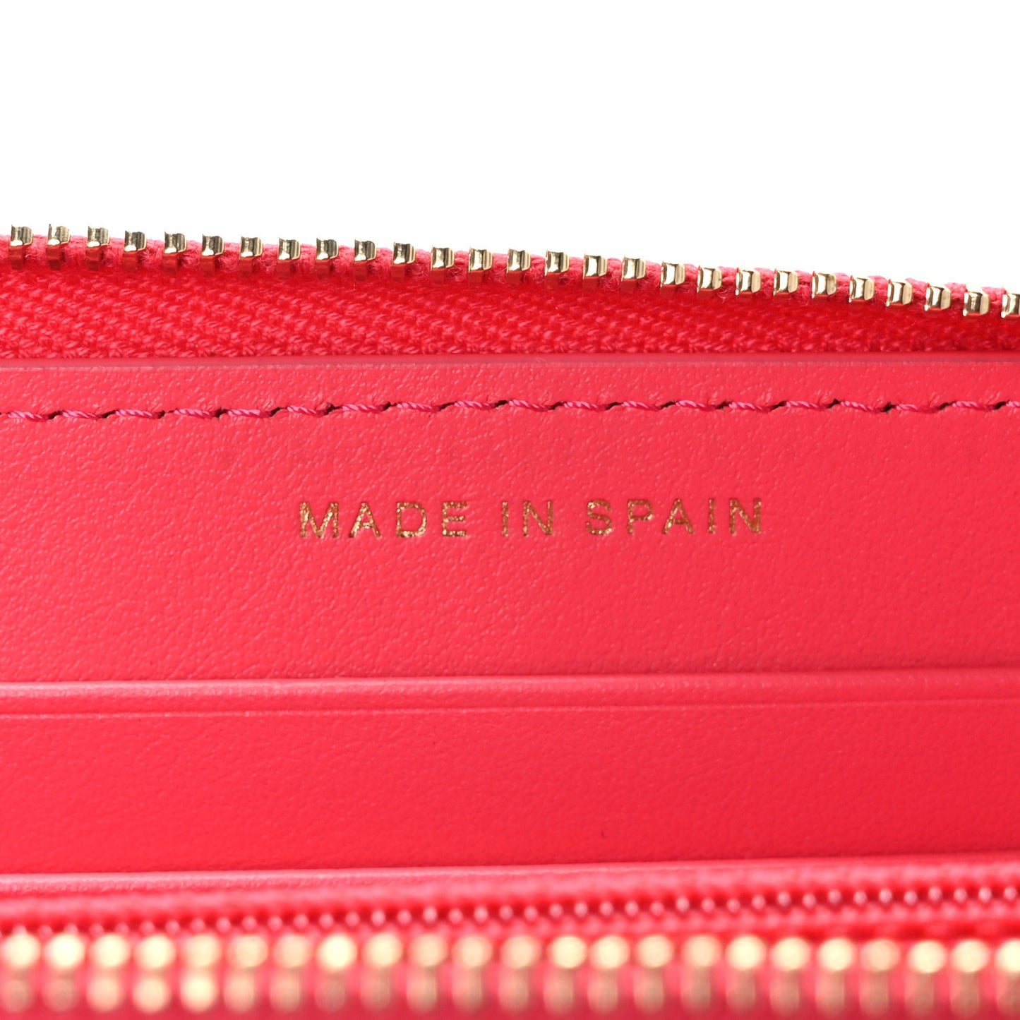 Goatskin Quilted Medium Chanel 19 Zipped Wallet Dark Pink