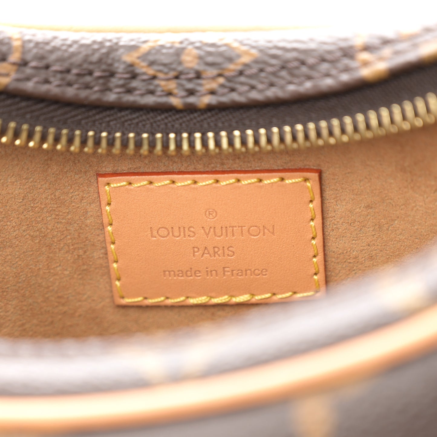 Monogram Loop