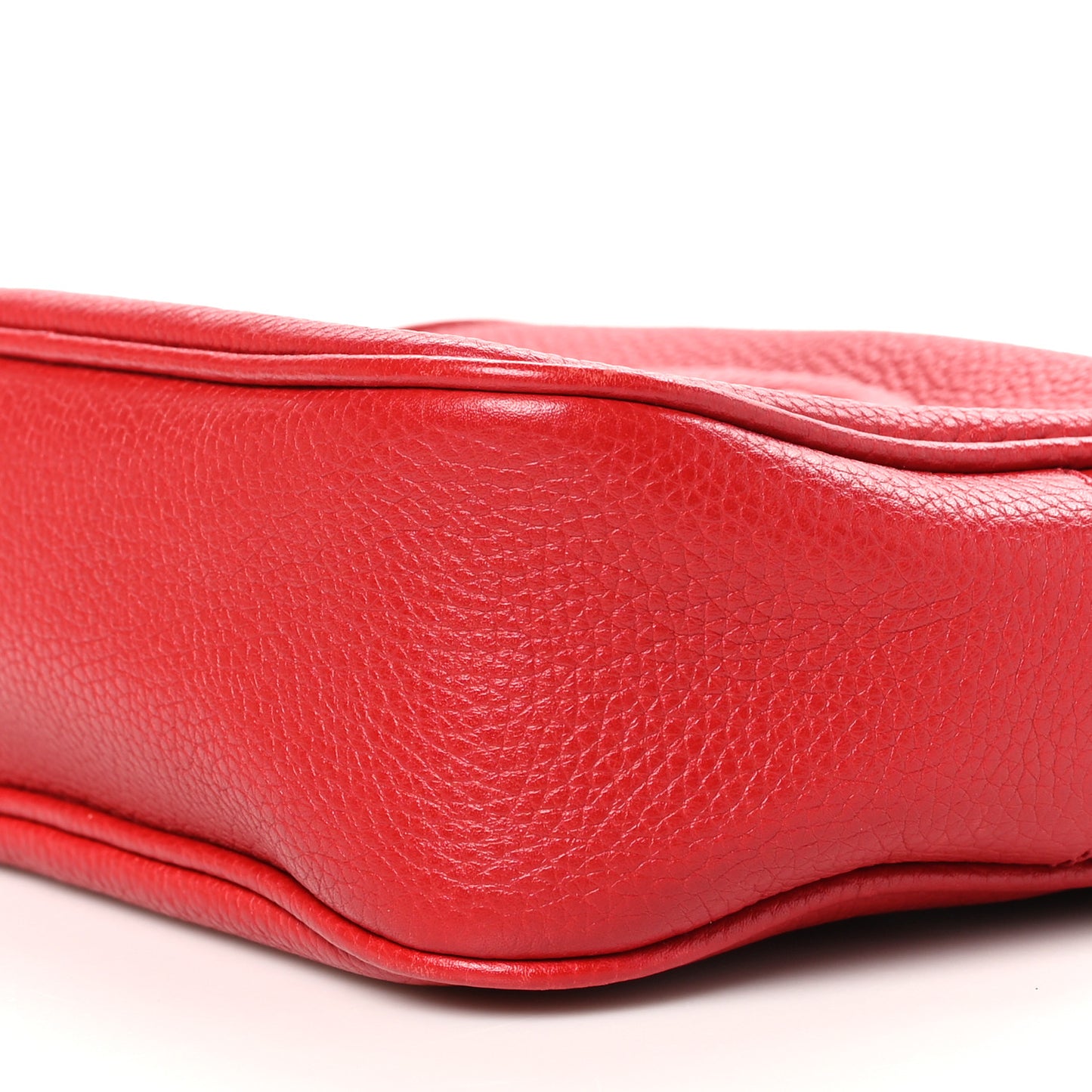 Pebbled Calfskin Small Soho Disco Bag Tabasco Red