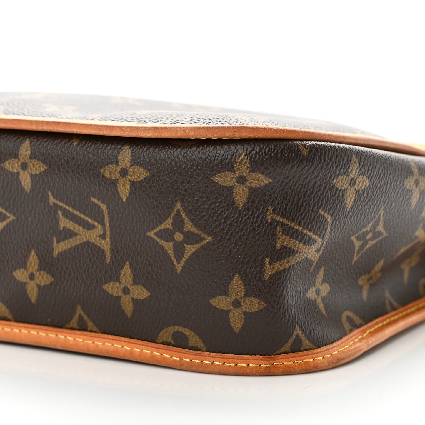 Monogram Bosphore PM Messenger
