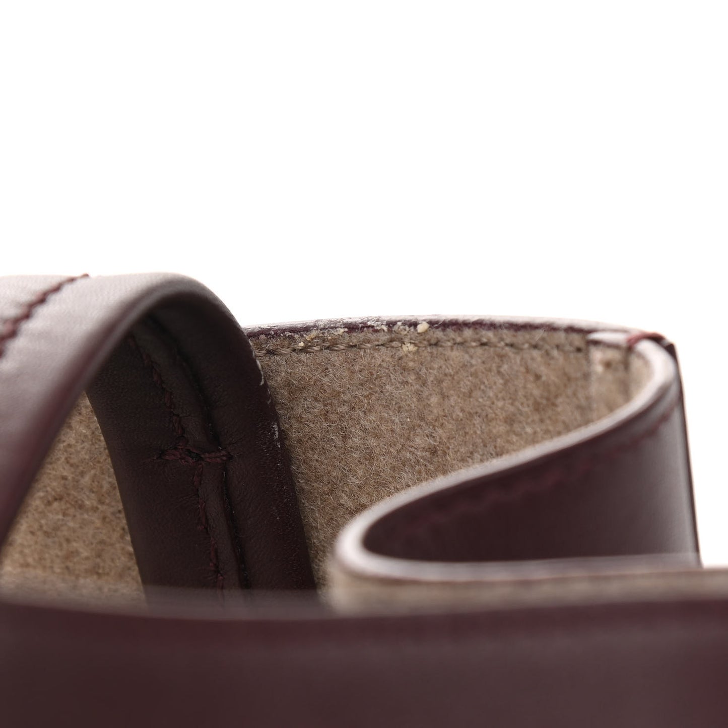 Smooth Calfskin Small Belt Cabas Phantom Burgundy