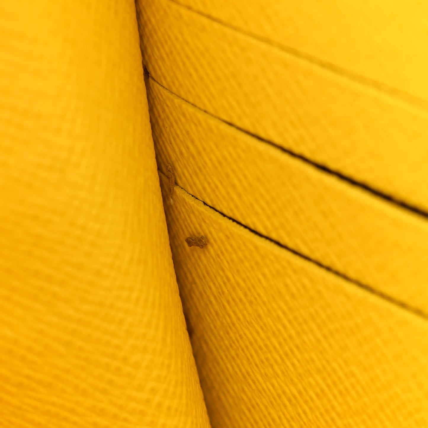 LV x YK Epi Infinity Dots Twist Belt Chain Wallet Yellow Black