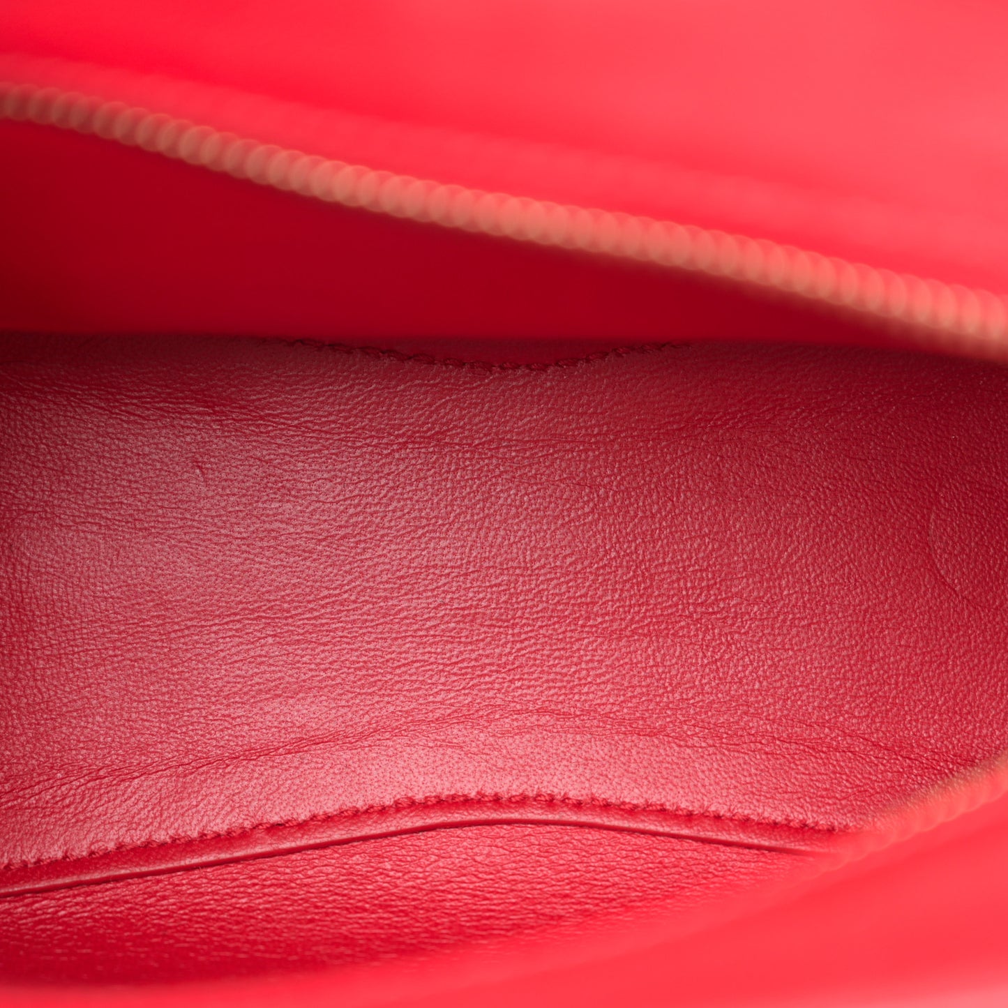Smooth Calfskin Neo Classic Gold Hardware Mini City Red