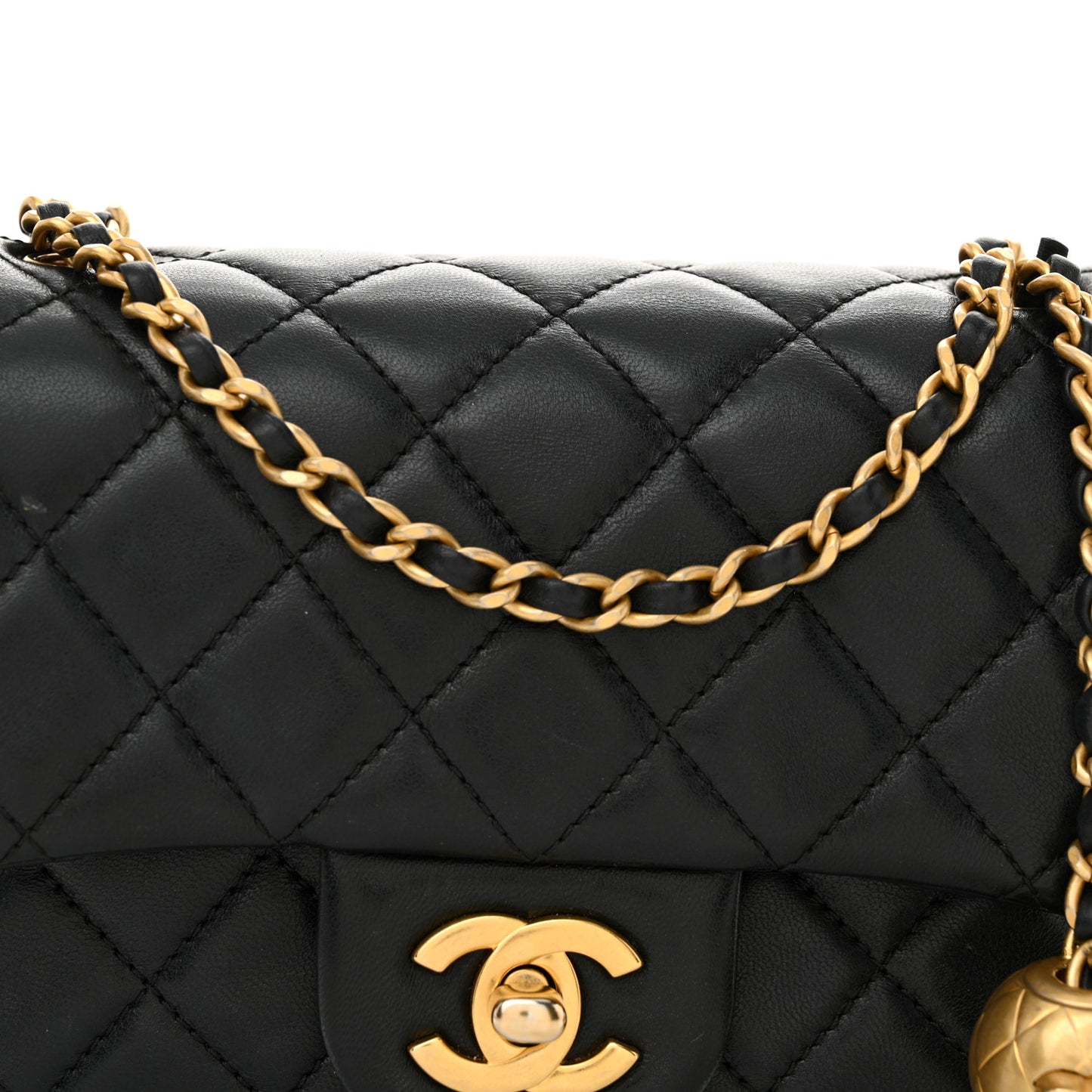 Lambskin Quilted Mini Pearl Crush Flap Black
