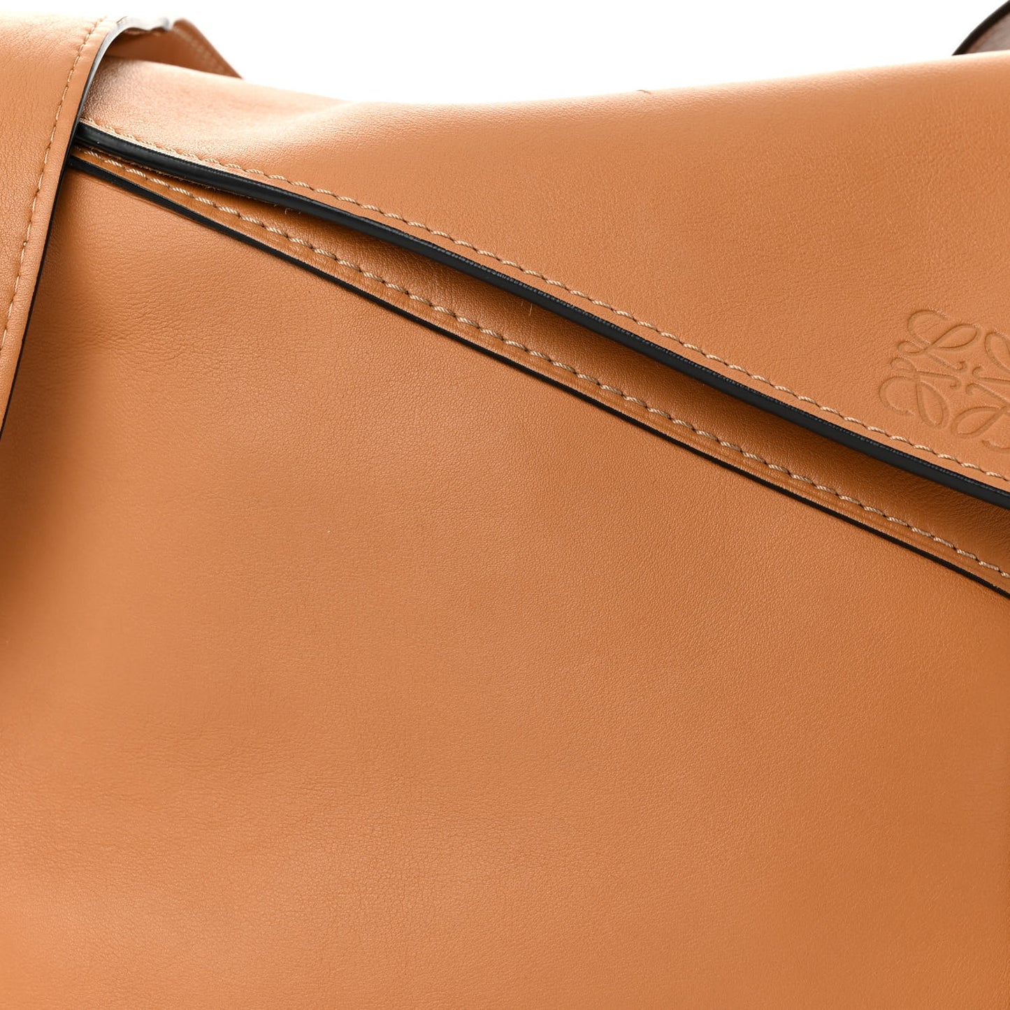 Calfskin Large Messenger Bag Caramel