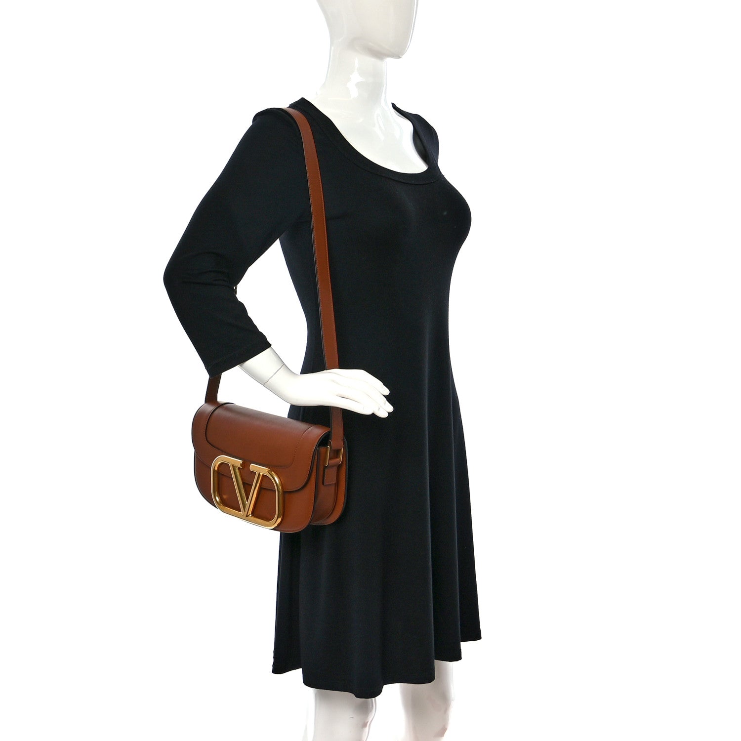 Valentino Garavani Smooth Calfskin Supervee Shoulder Bag Saddle Brown 2 of 8