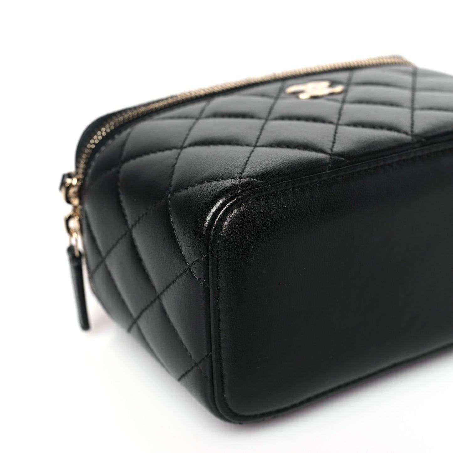 Lambskin Quilted Small Top Handle Vanity Case With Chain Black