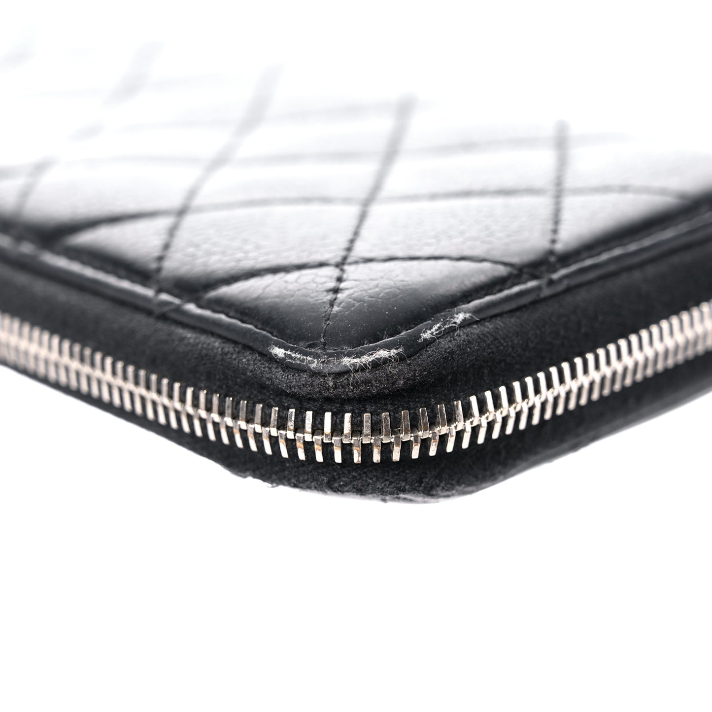 Caviar Quilted Medium Zip Around Wallet Black