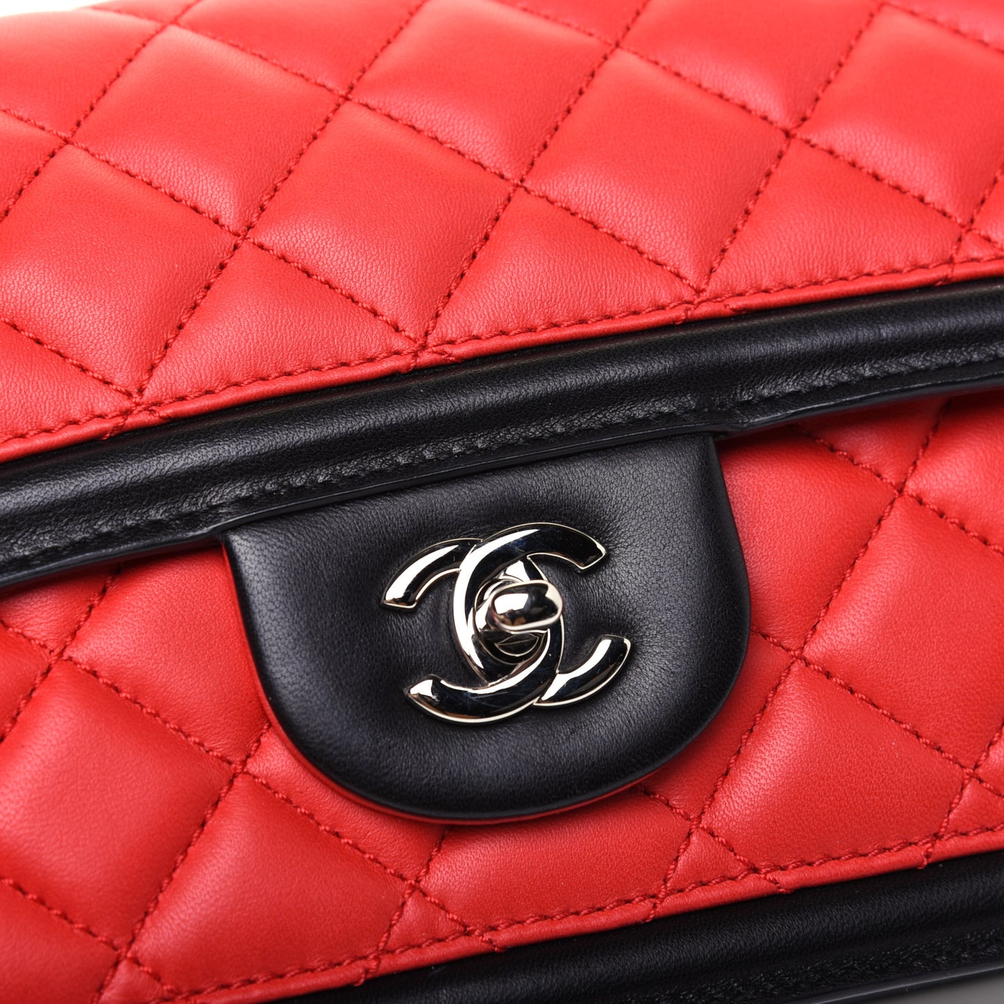 Lambskin Quilted Medium Graphic Flap Red Black