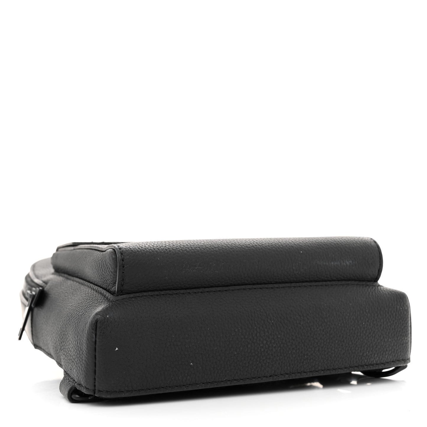 Grained Cowhide Aerogram Pilot Slingbag Black