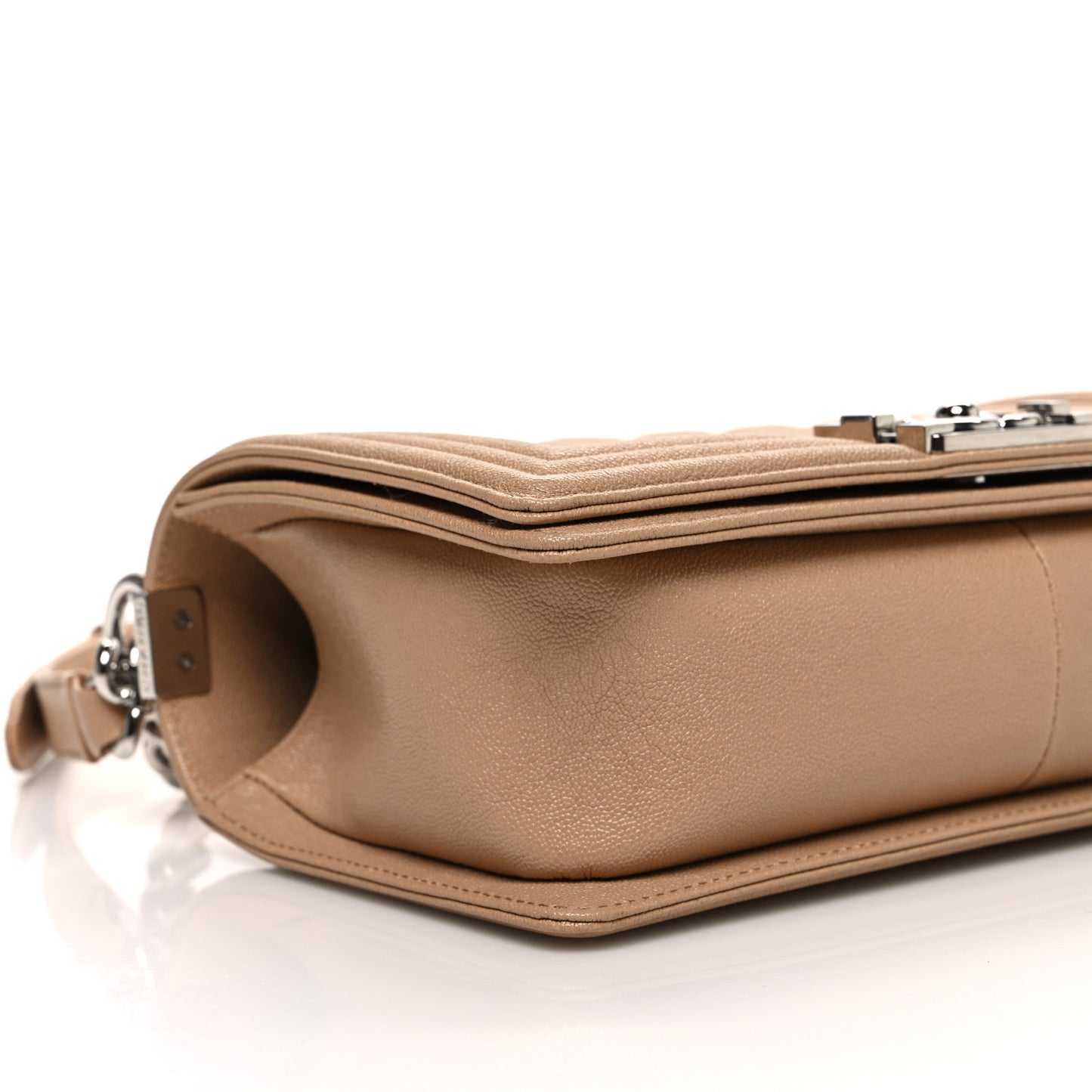 Caviar Quilted Medium Boy Flap Beige