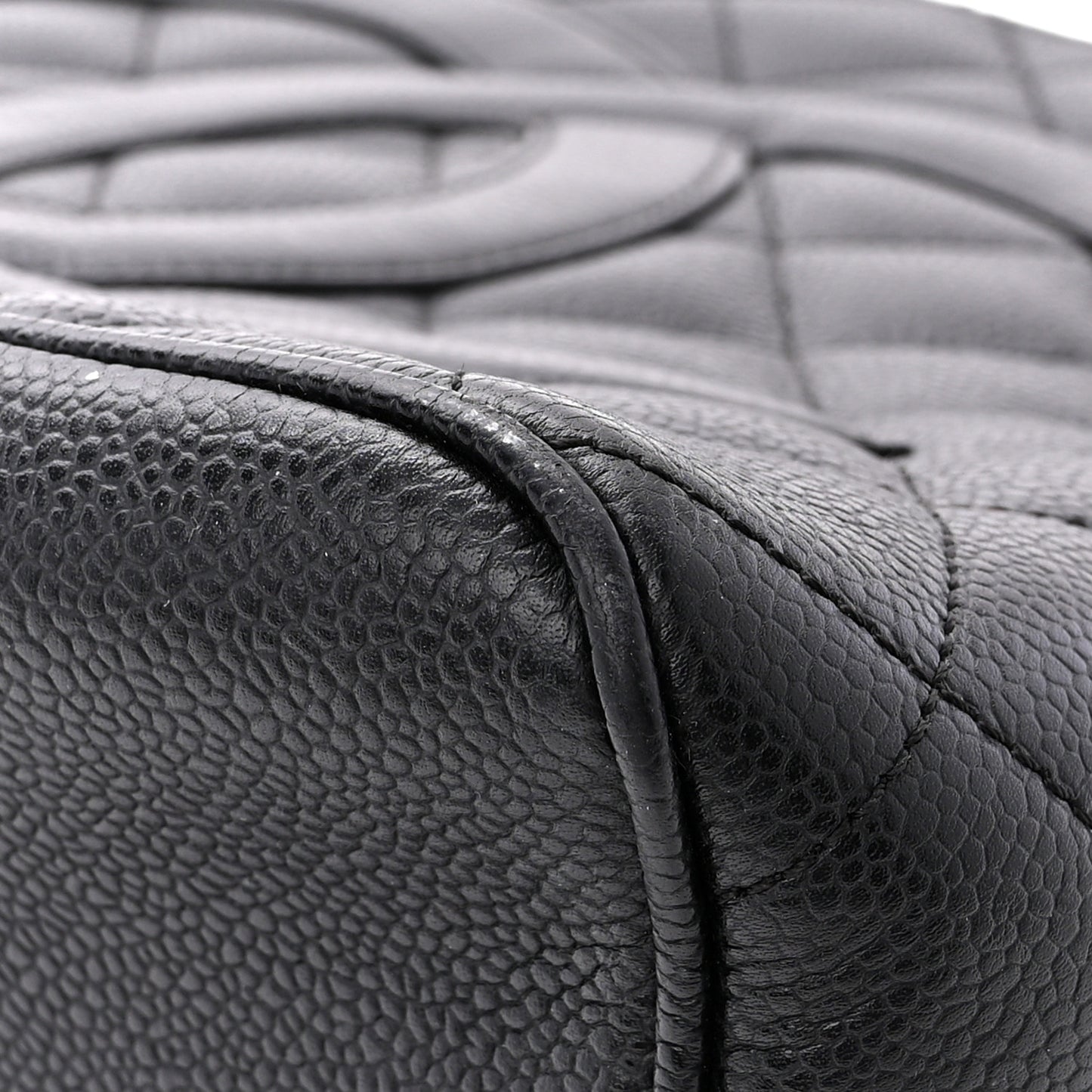 Caviar Quilted Medallion Tote Black