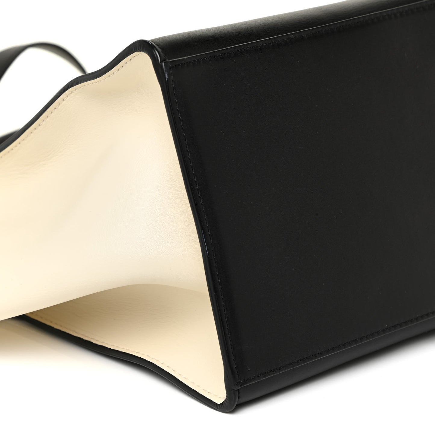 Velluto Calfskin Medium Tri-Color Trapeze