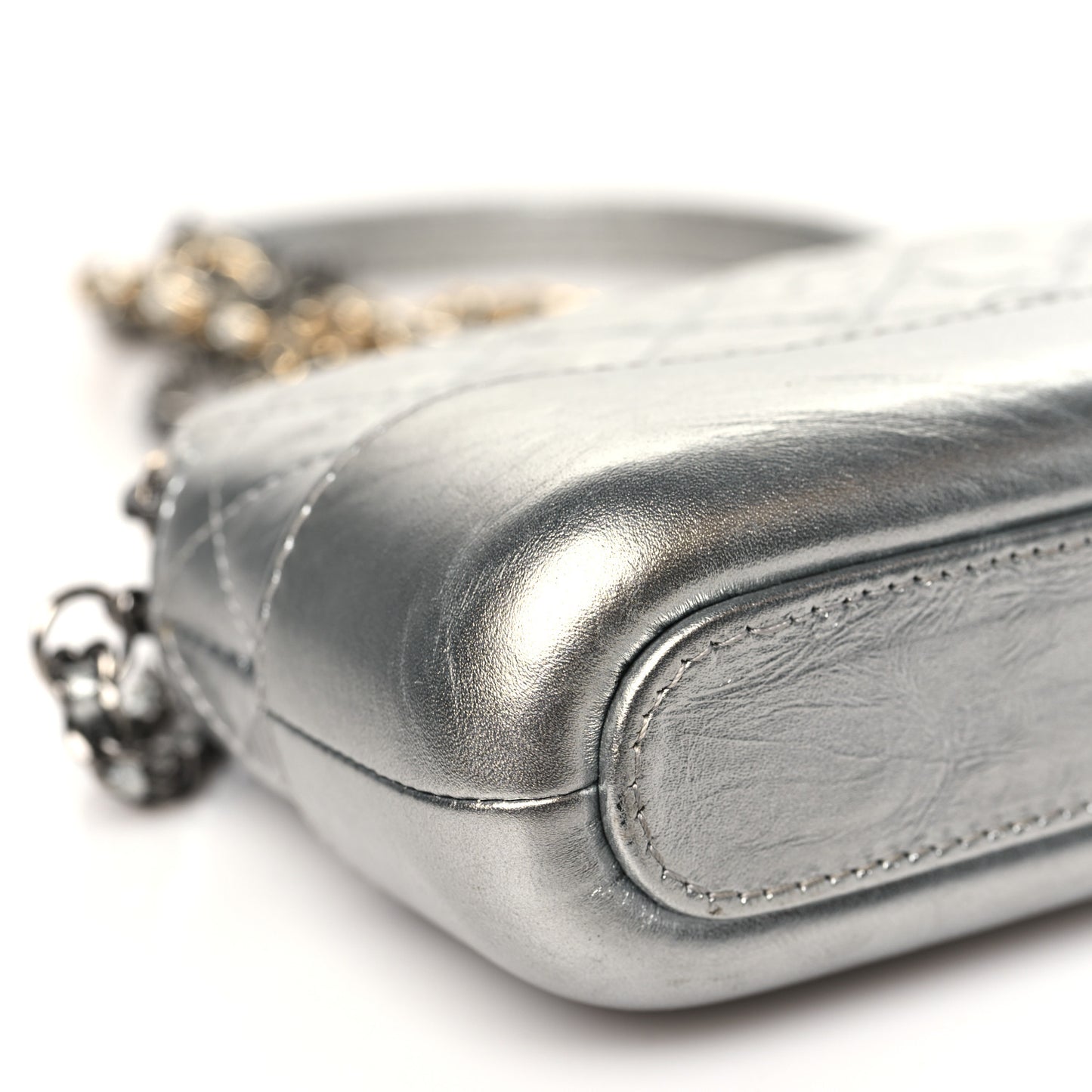 Metallic Lambskin Calfskin Quilted Small Gabrielle Clutch With Chain Silver