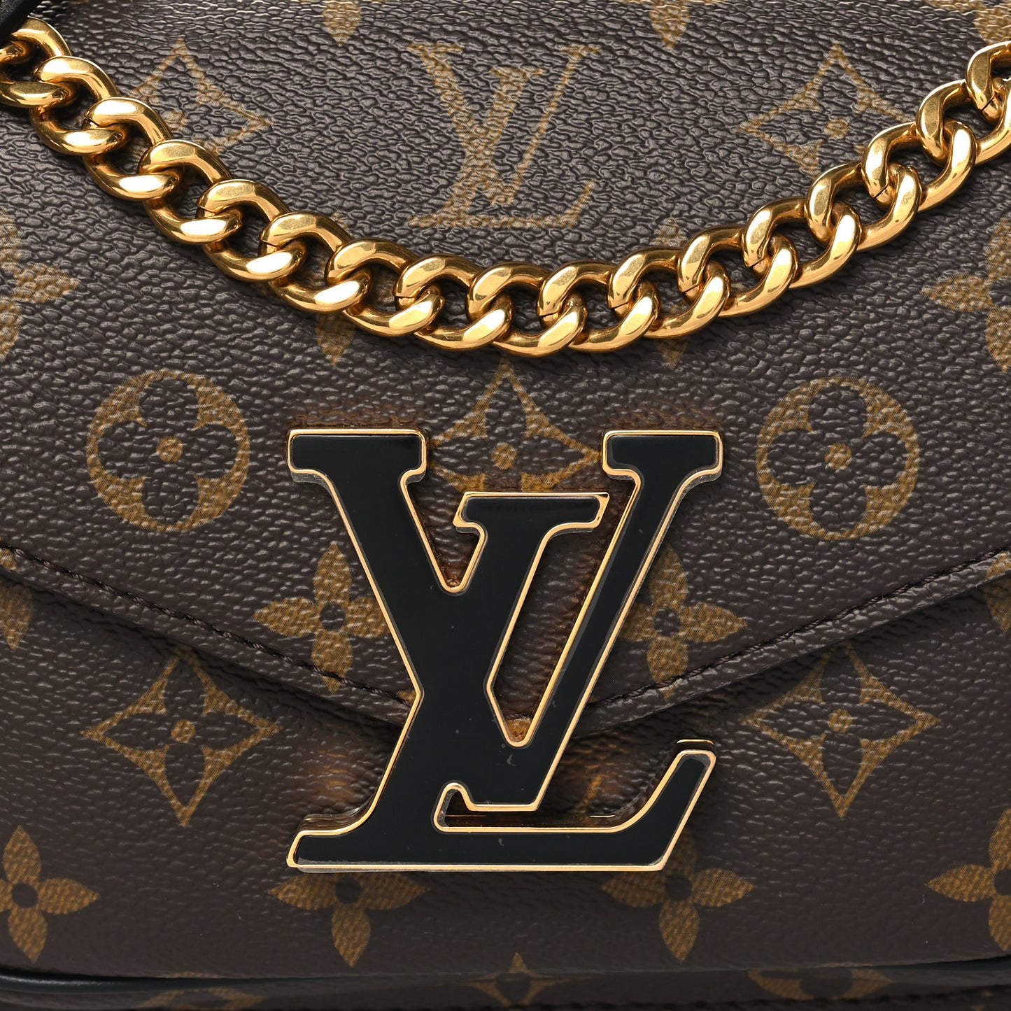 Monogram Passy