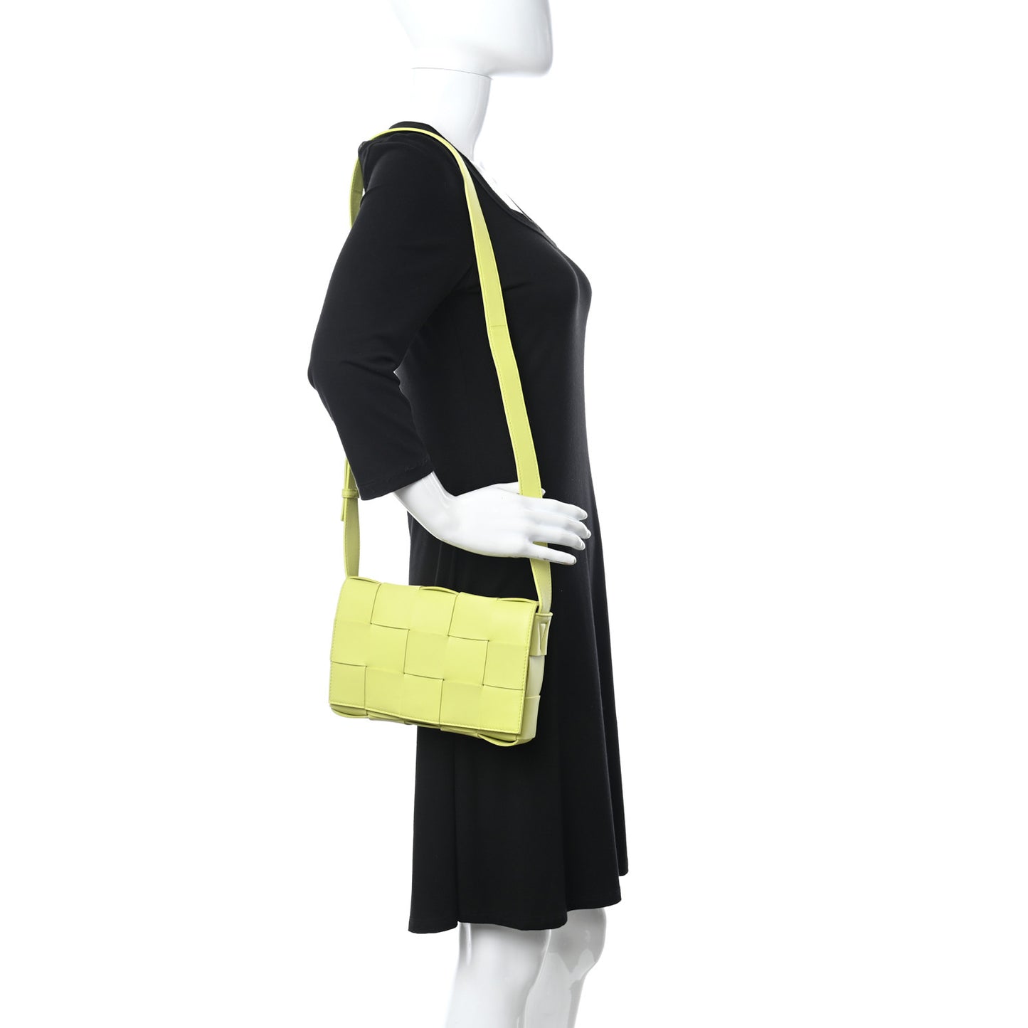 Nappa Maxi Intreccio Cassette Bag Seagrass