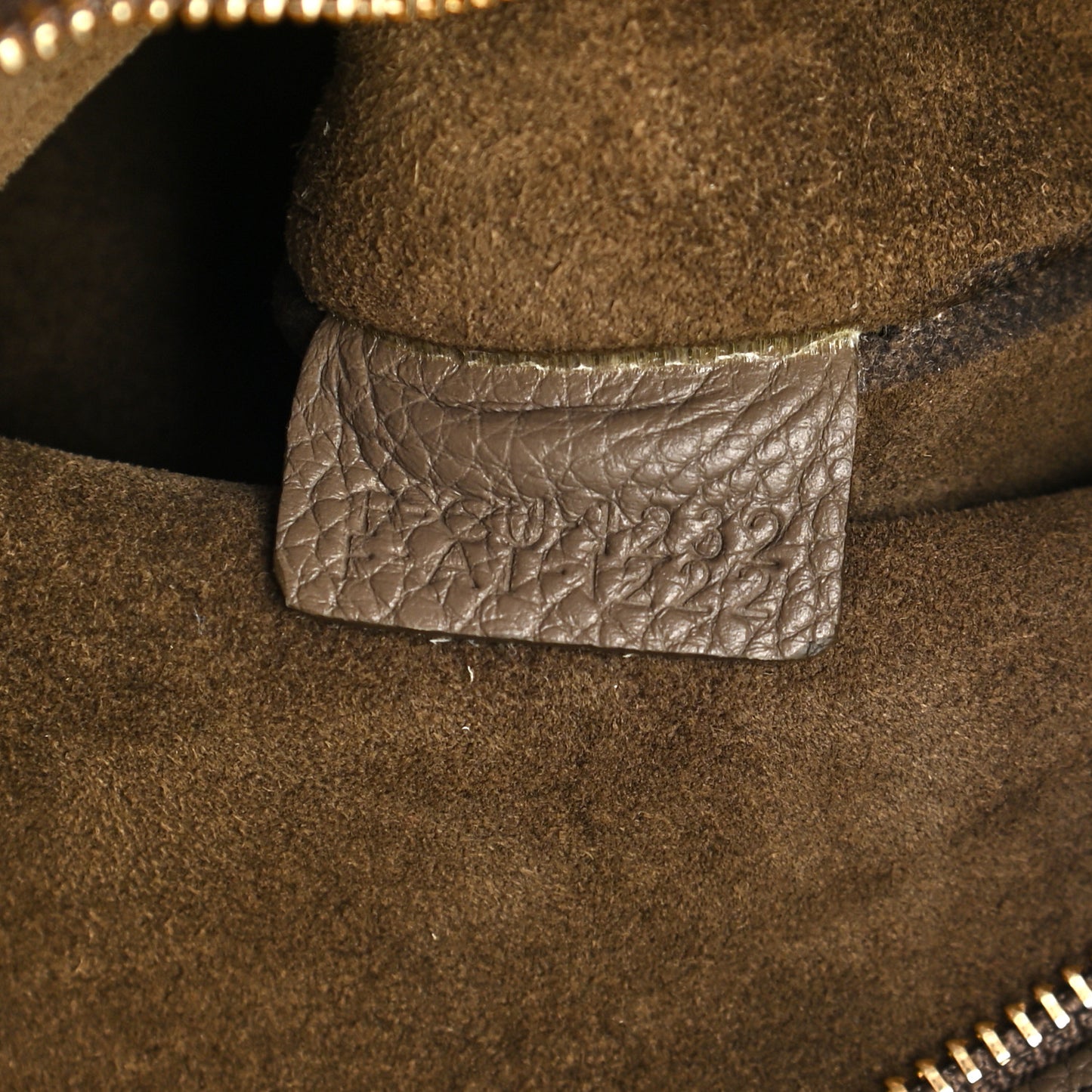 Soft Grained Calfskin Medium Belt Cabas Phantom Taupe