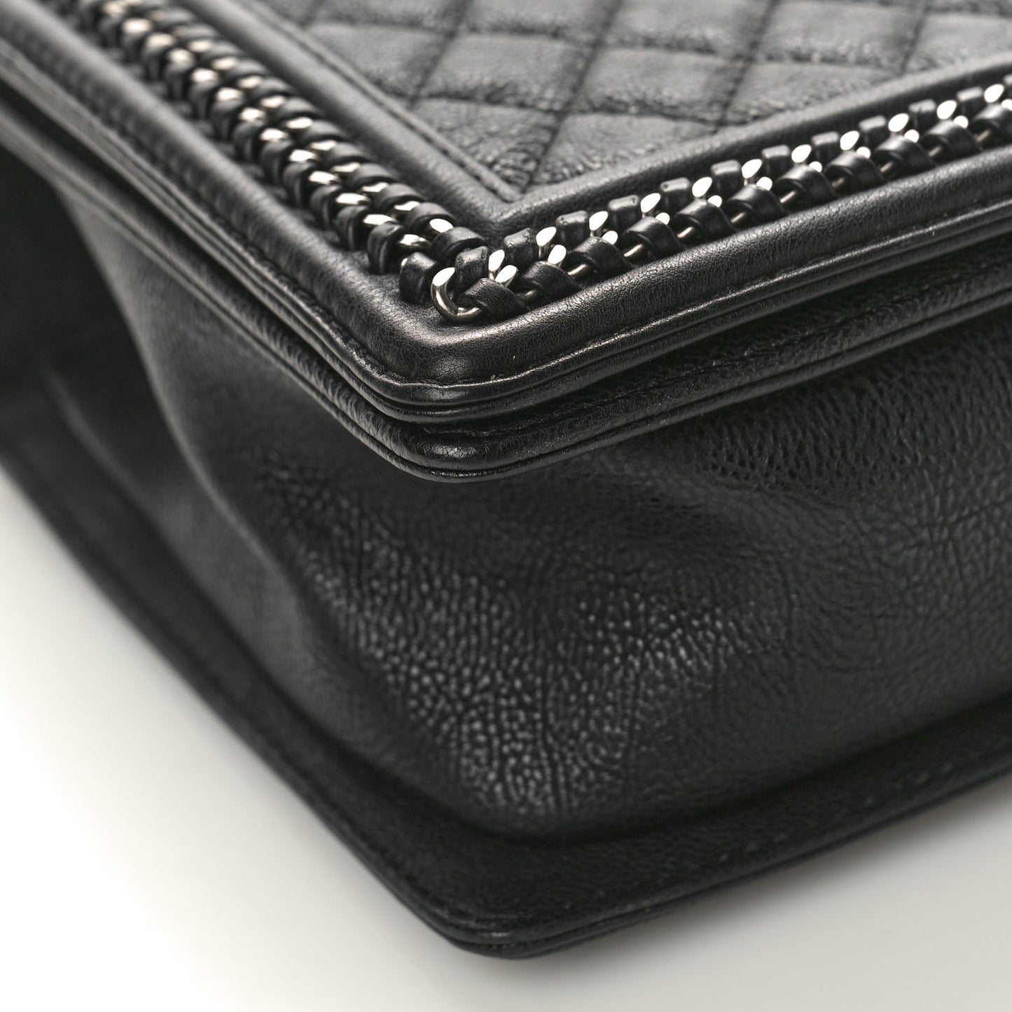 Goatskin Quilted New Medium Boy Handle Flap Black Black