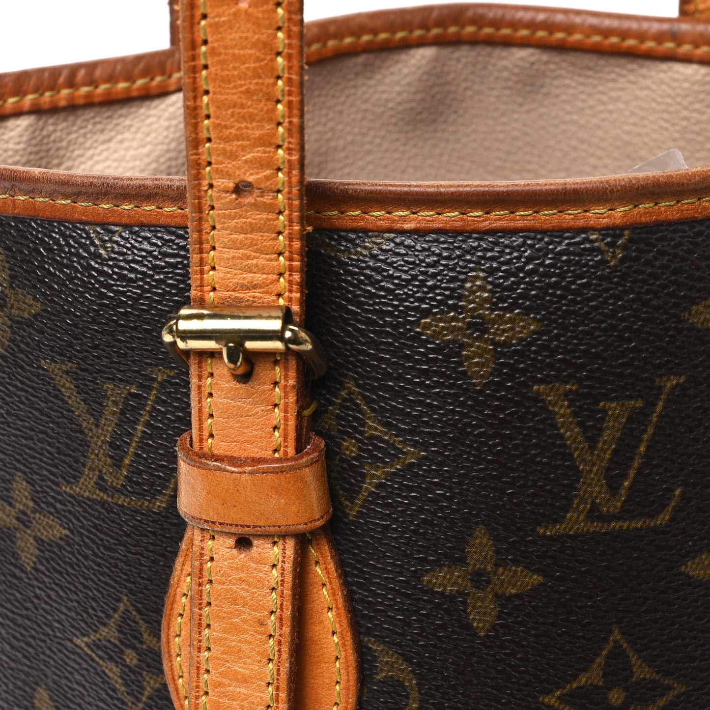 Monogram Petit Bucket 23