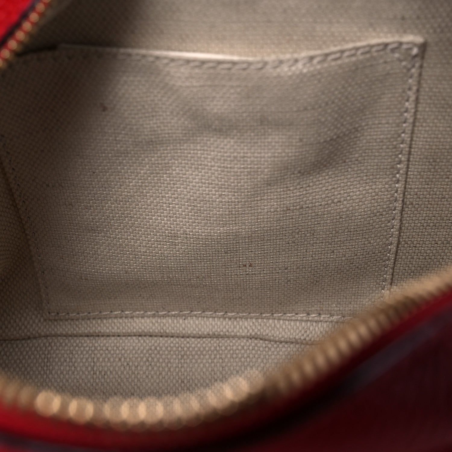 Gucci Pebbled Calfskin Small Soho Disco Bag Tabasco Red 13 of 13