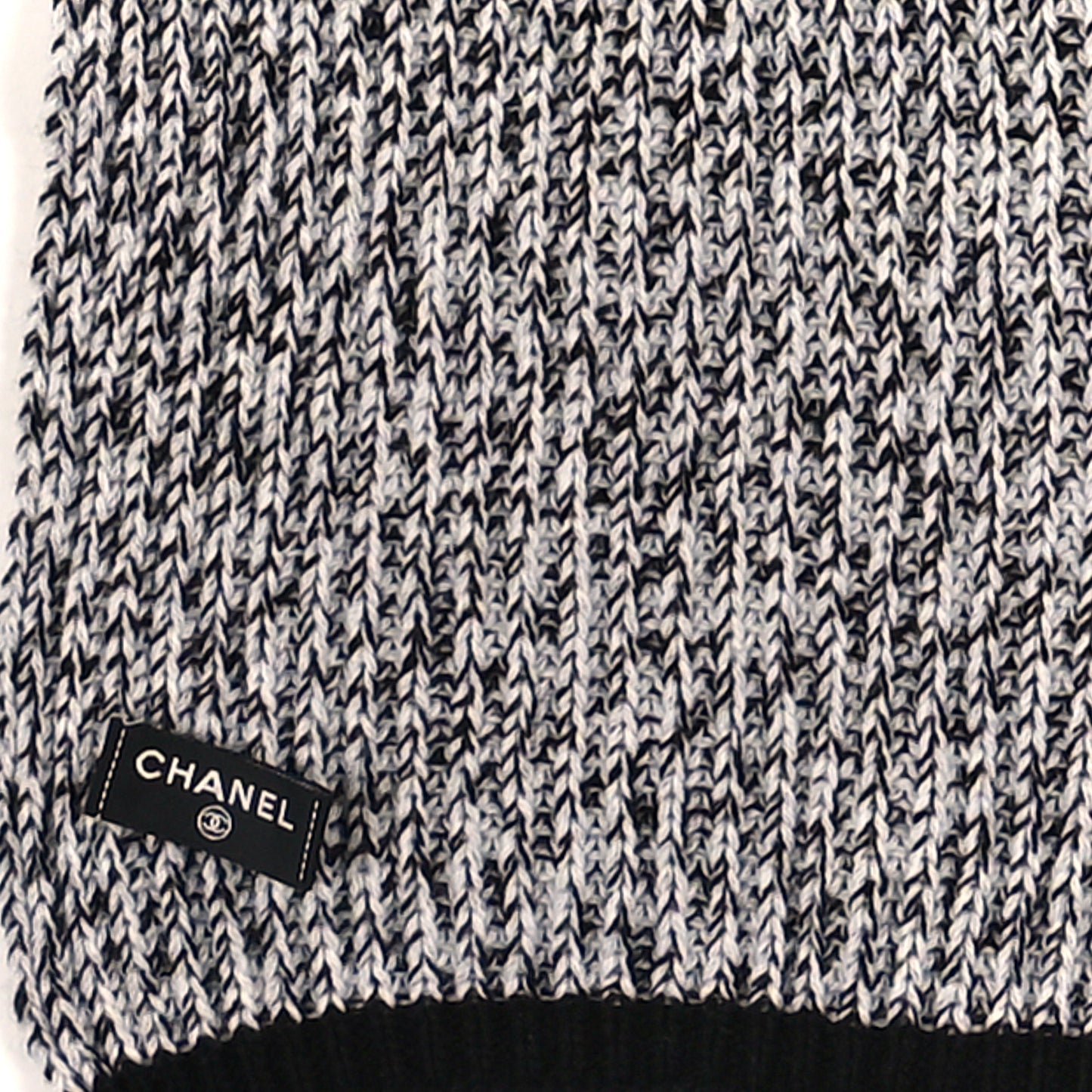Cashmere Knit CC Scarf Black White