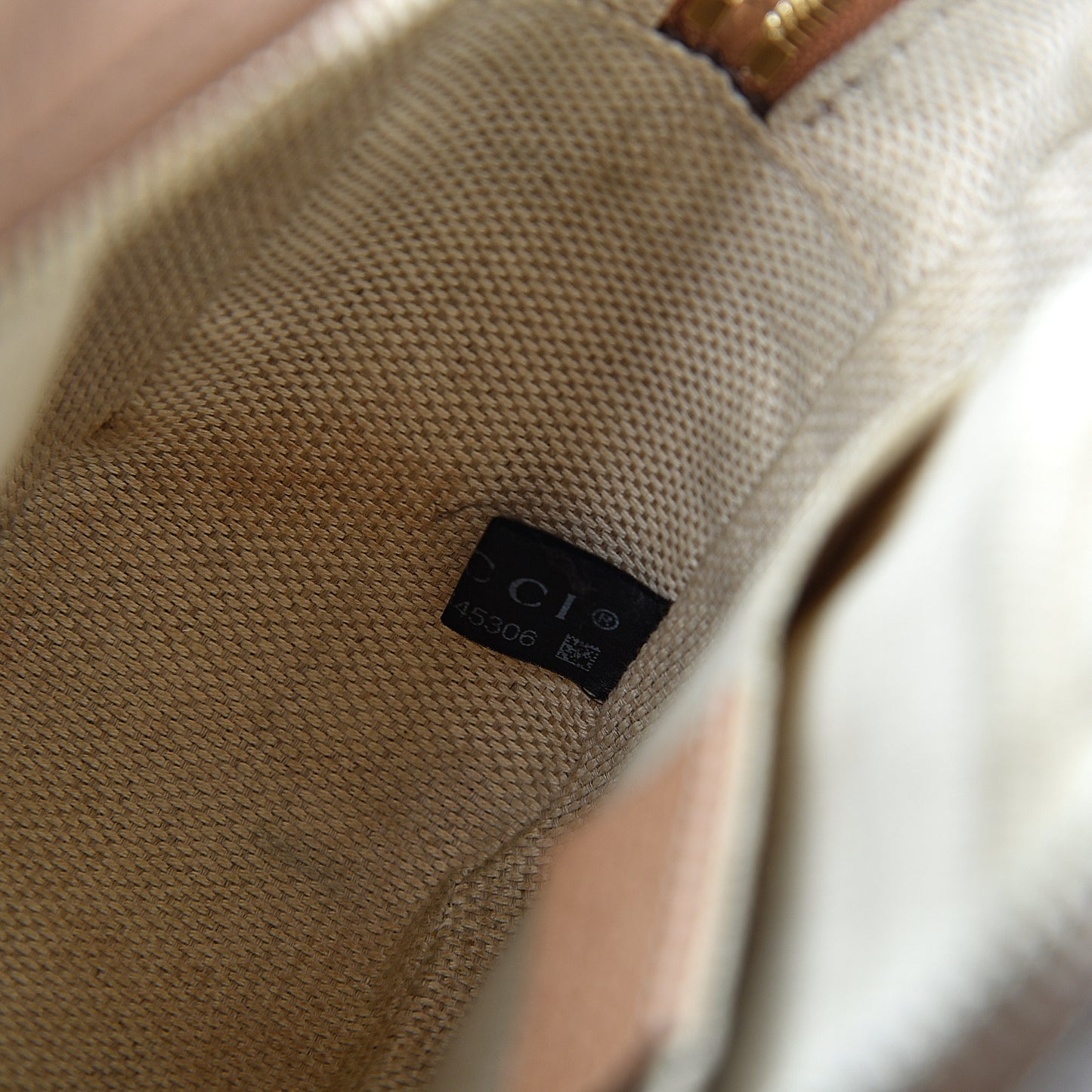 Pebbled Calfskin Small Soho Disco Bag Rose Beige