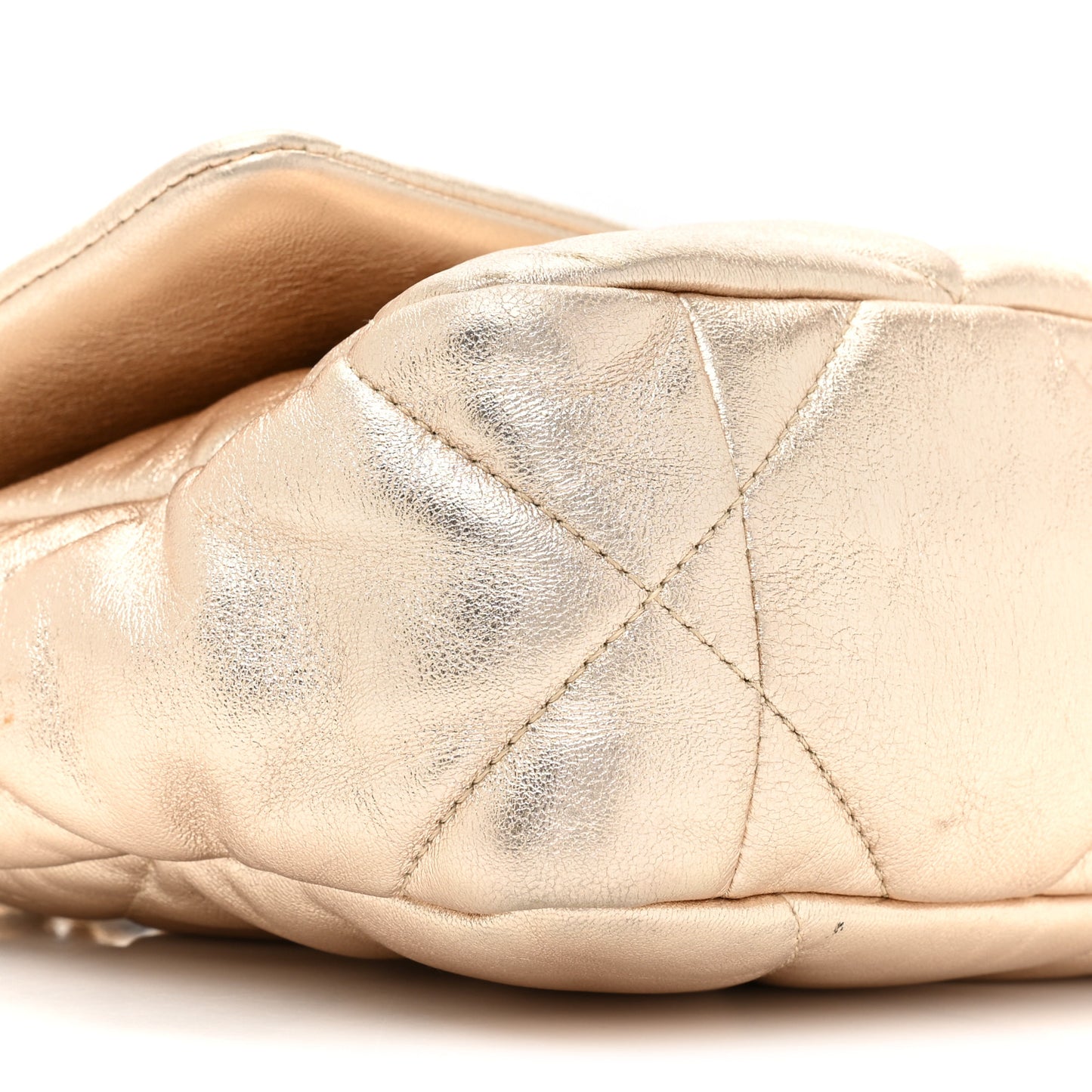 Metallic Lambskin Quilted Medium Chanel 19 Flap Gold