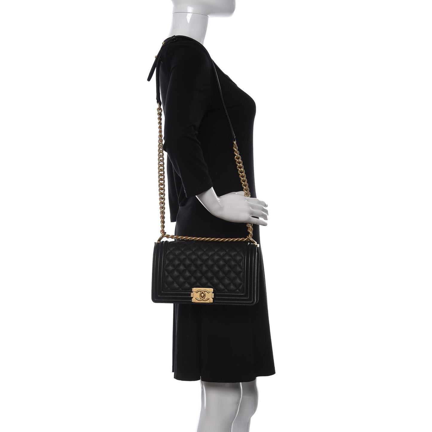 Caviar Quilted Medium Boy Flap Black