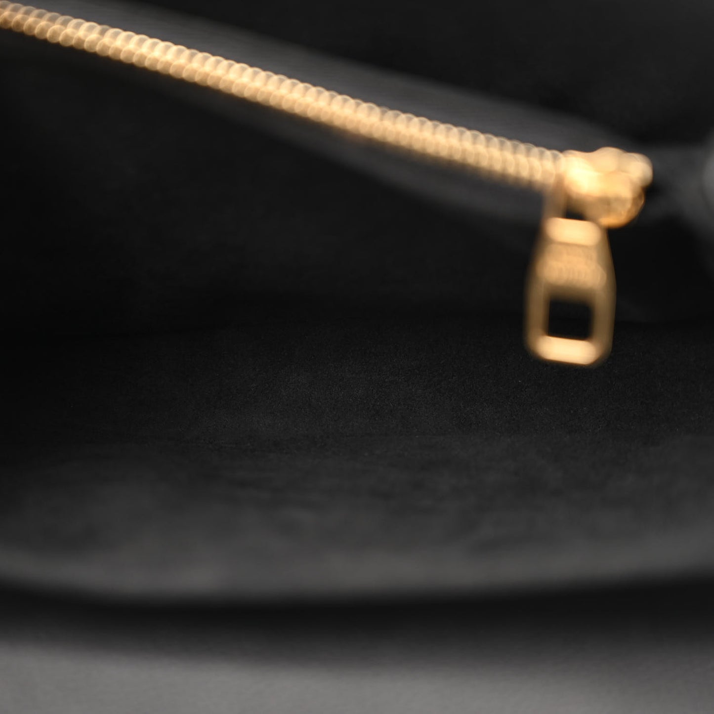 Empreinte Pochette Metis East West Black