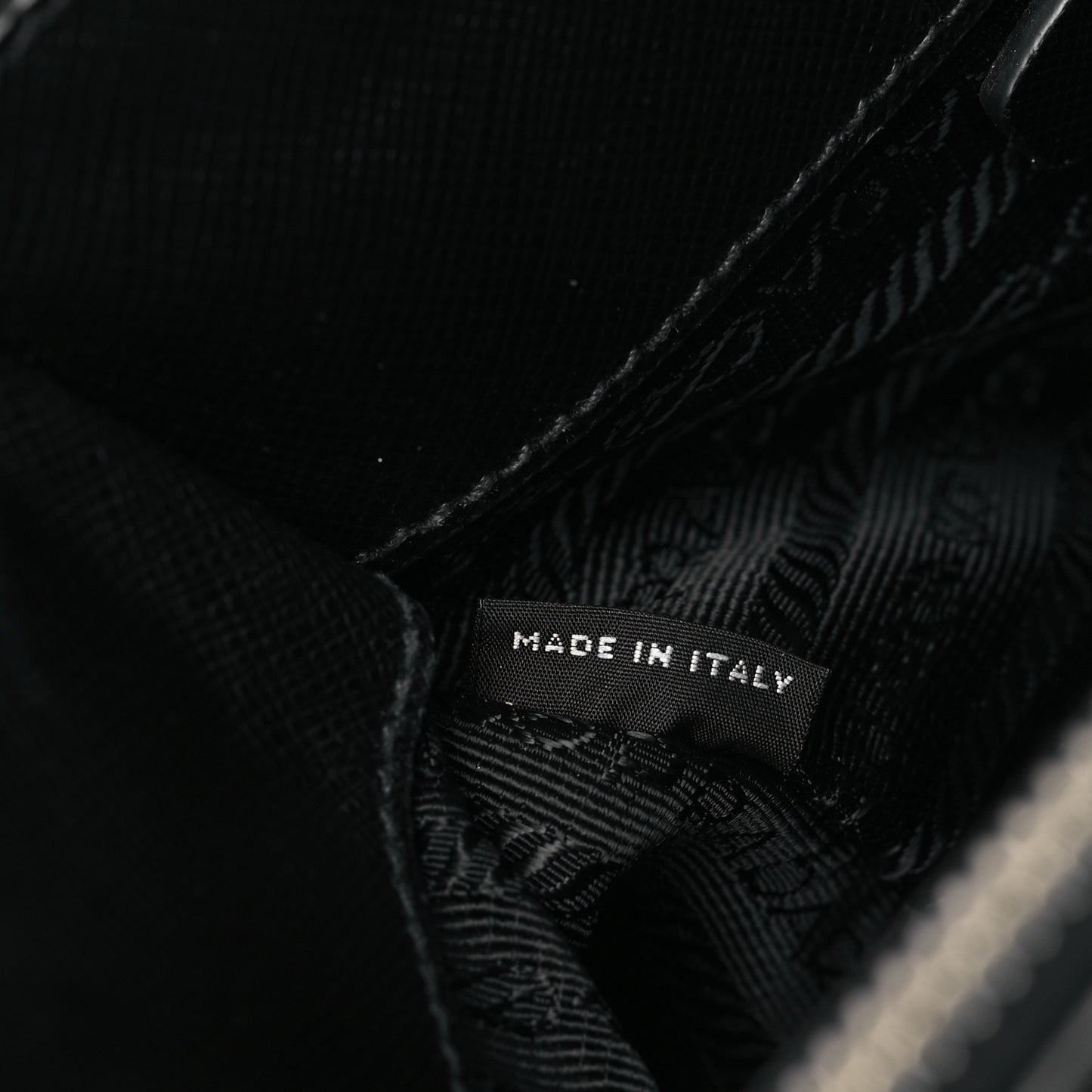 Saffiano Large Galleria Double Zip Tote Black
