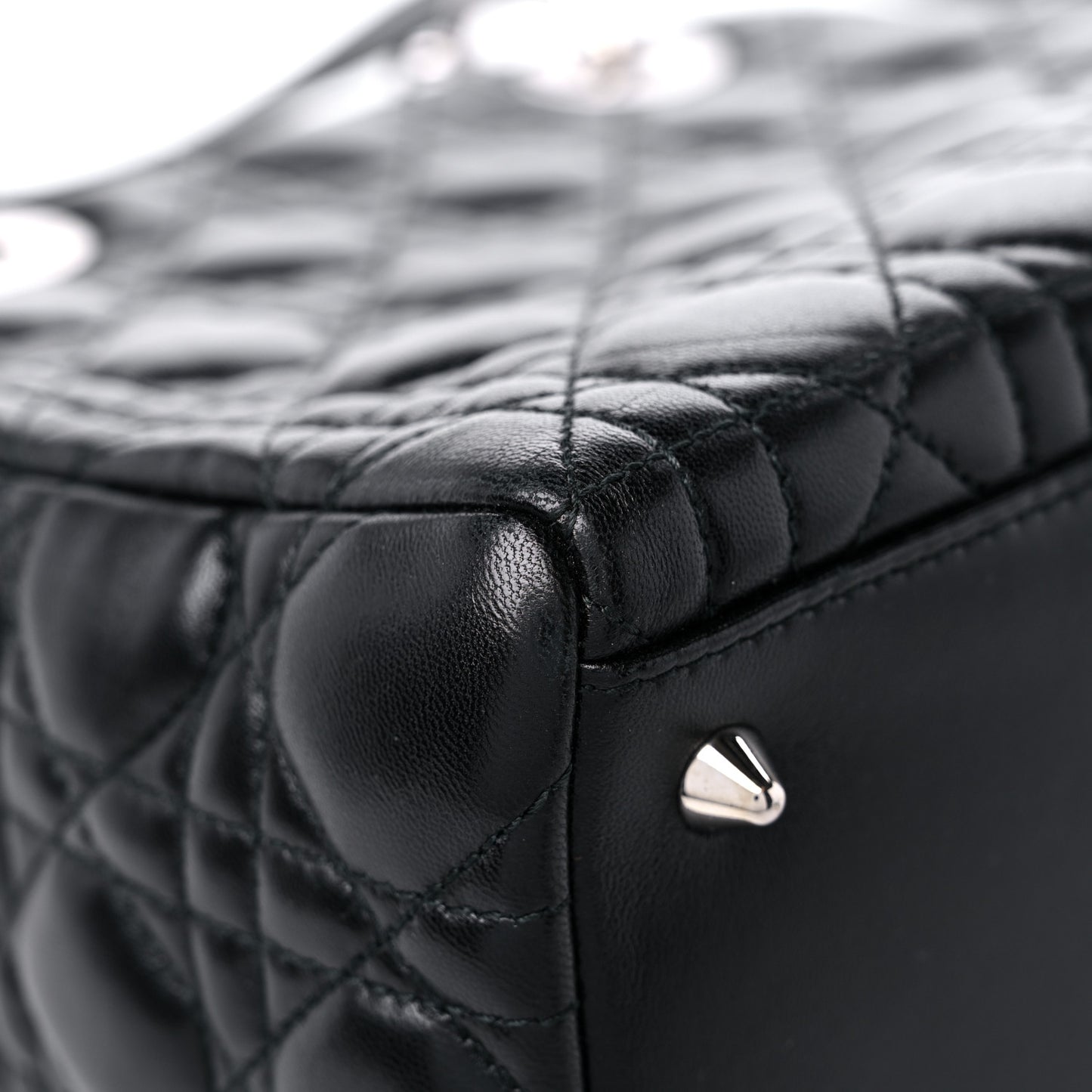 Lambskin Cannage Medium Lady Dior Black