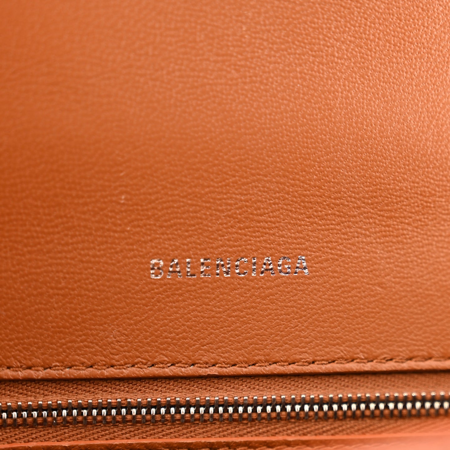 Shiny Calfskin Crocodile Embossed Small Hourglass Top Handle Bag Camel