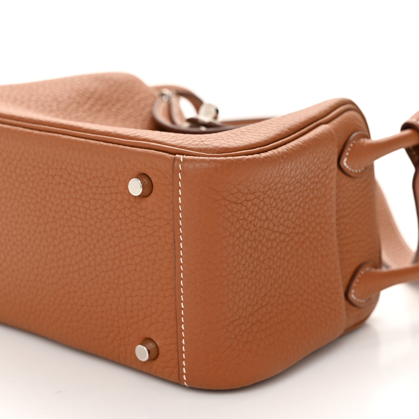 Taurillon Clemence Mini Lindy 20 Gold