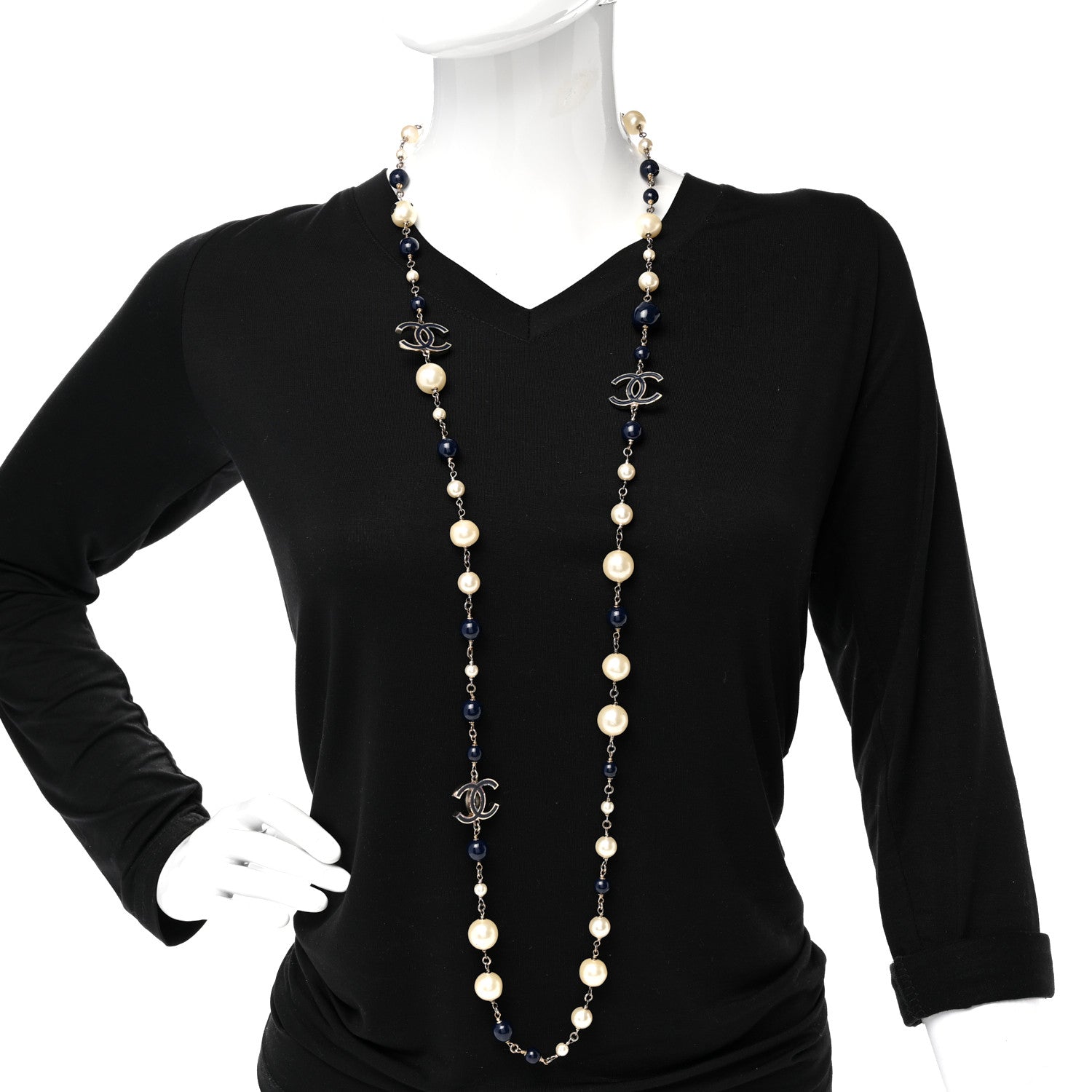 Chanel Pearl Beaded CC Long Necklace Navy 2 of 11