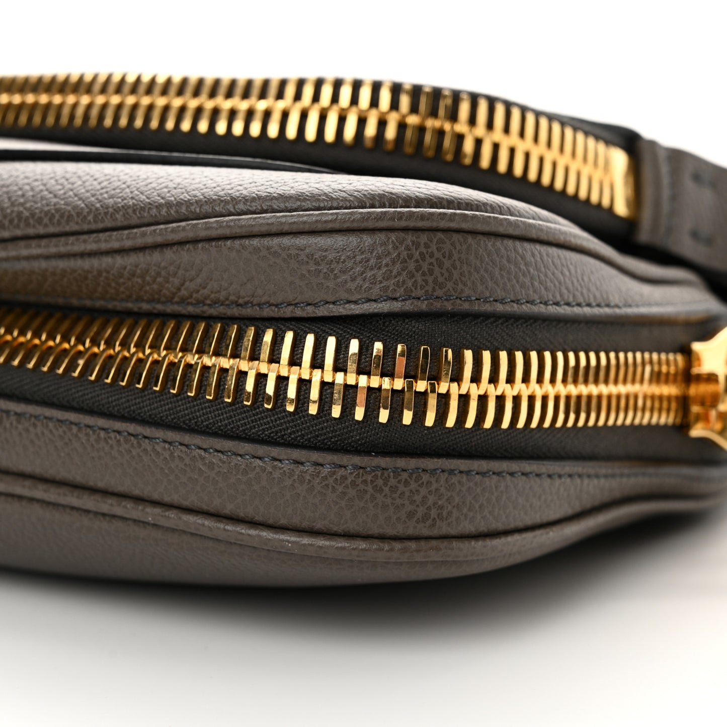 Pebbled Calfskin Medium Jennifer Graphite