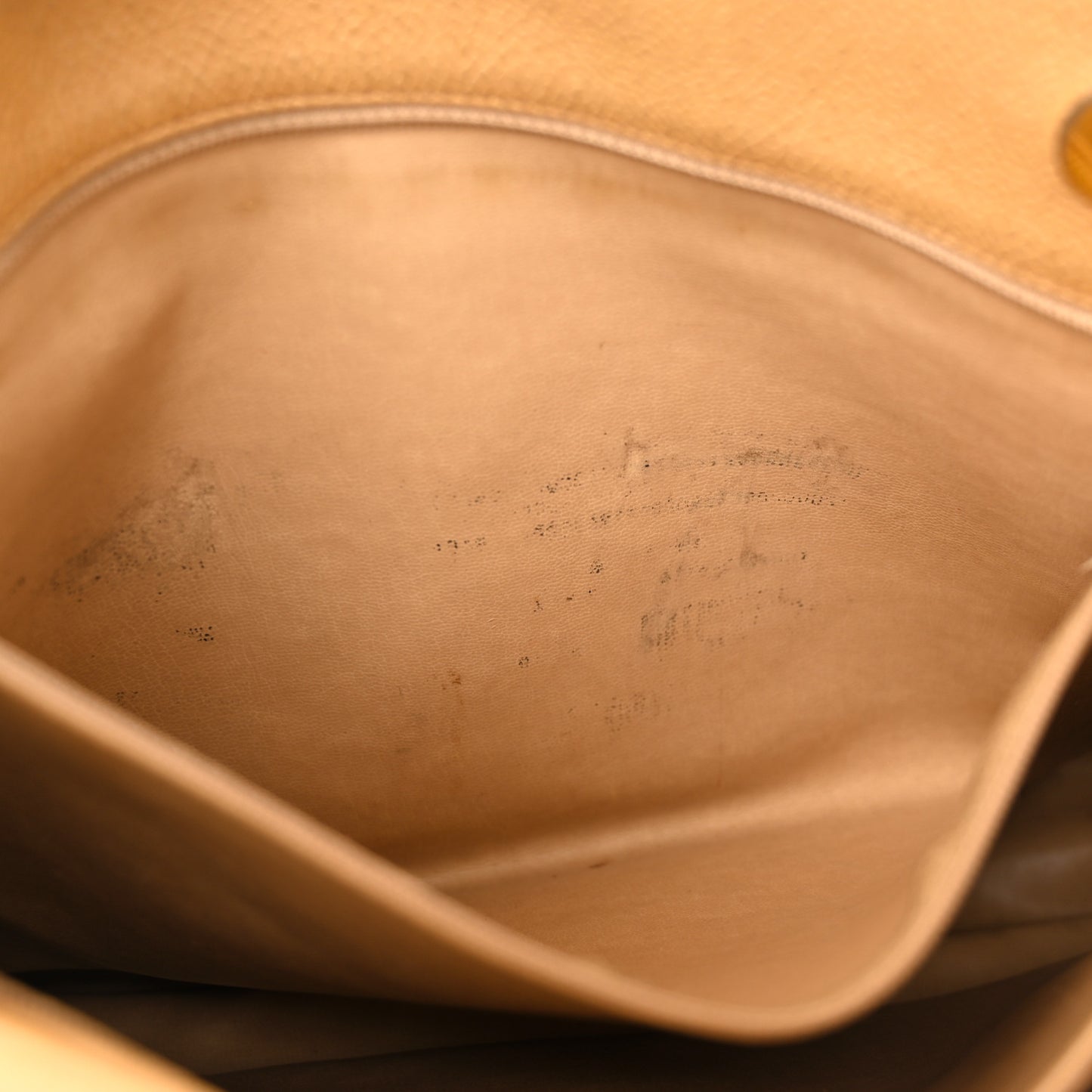 Caviar CC Shoulder Bag Beige