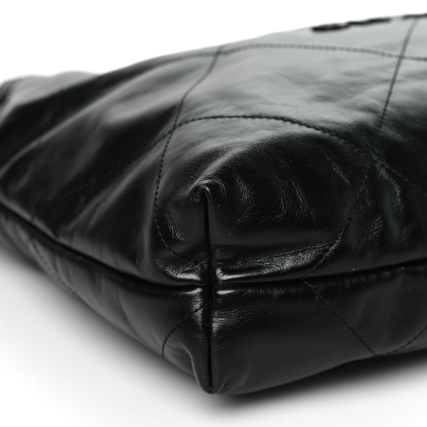 Shiny Calfskin Quilted Large Chanel 22 So Black