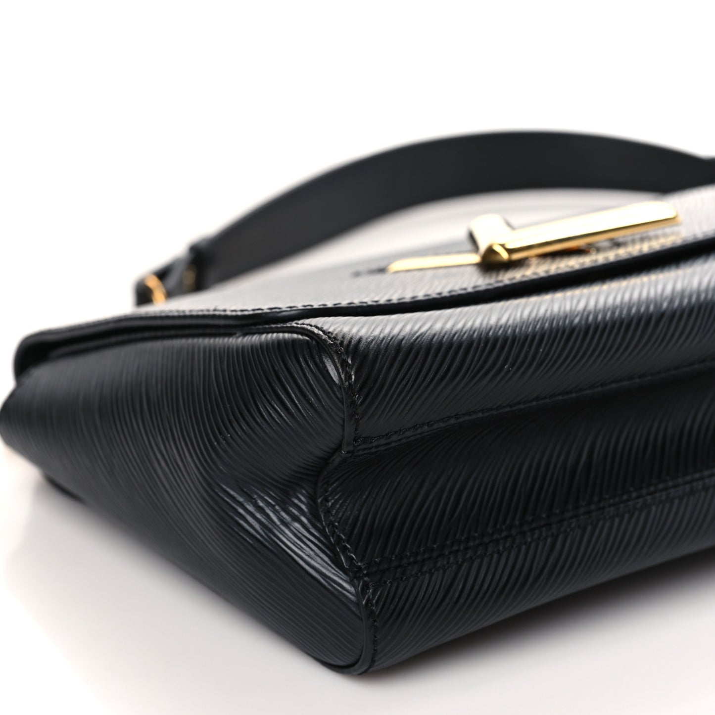 Epi Twist Shoulder Bag MM Black