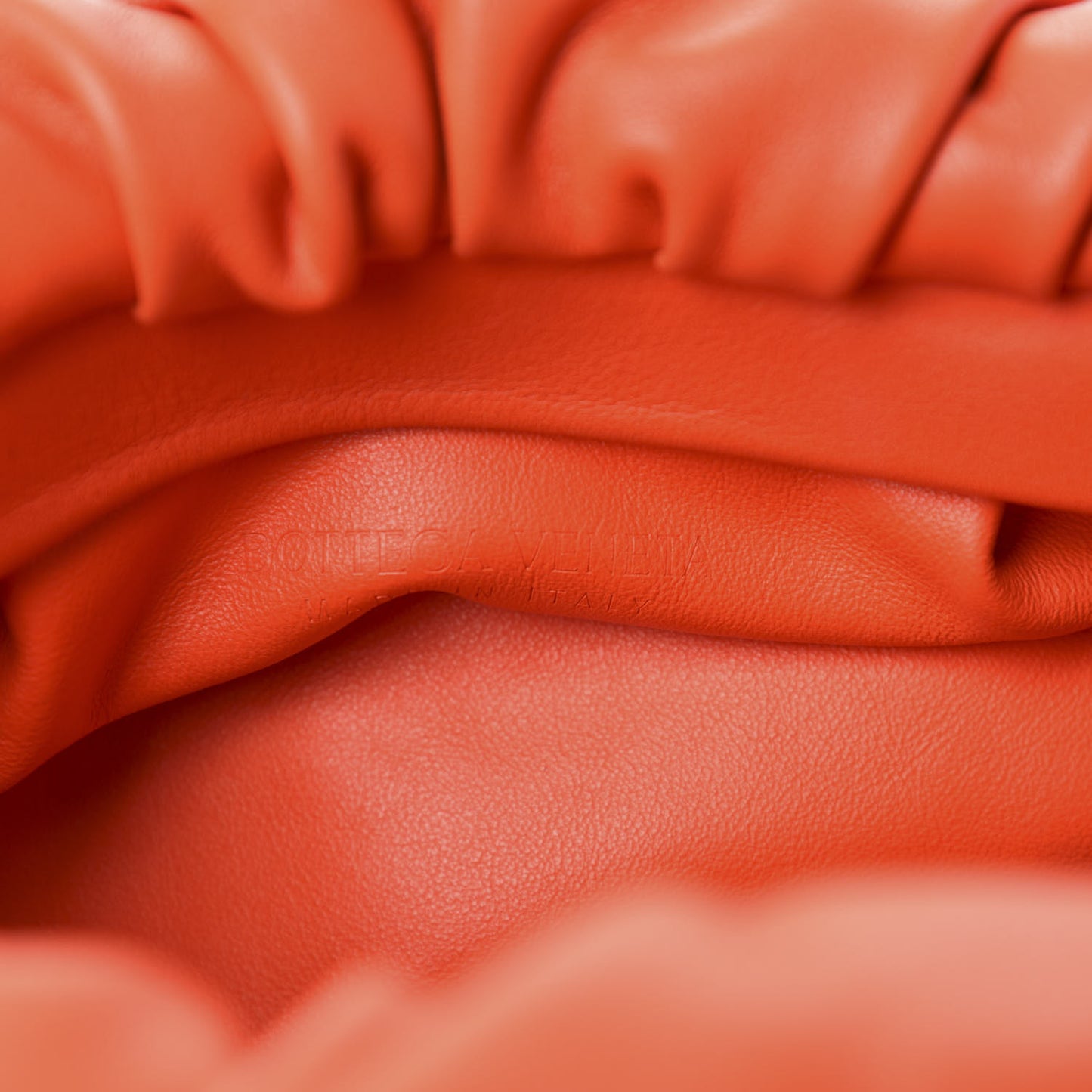 Calfskin The Pouch Chain Orange