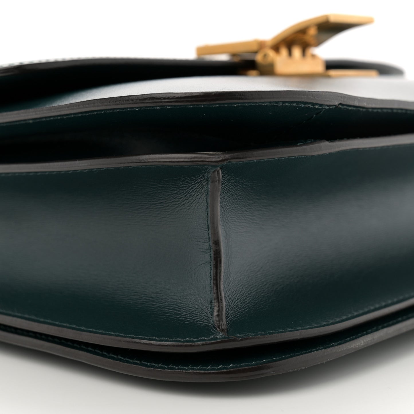 Box Calfskin Medium Classic Box Flap Bag Amazone