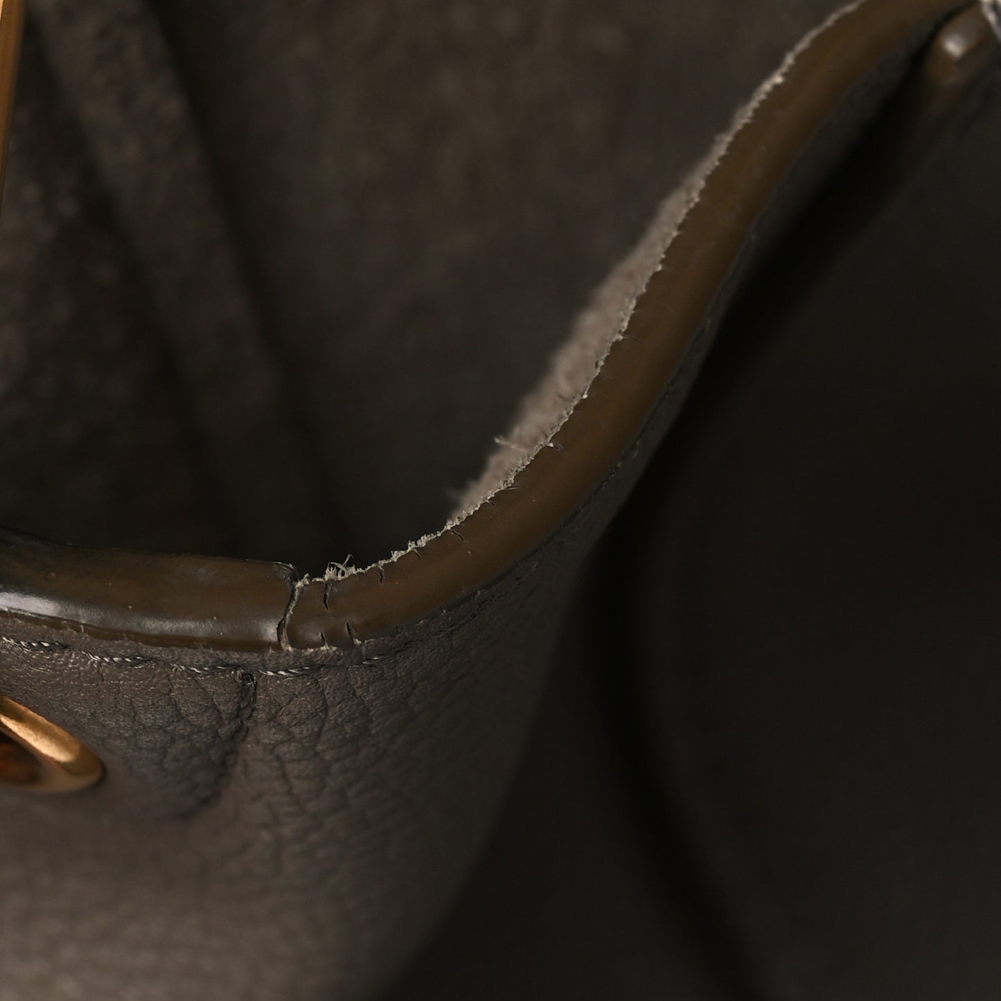 Soft Grained Calfskin Small Sangle Bucket Bag Taupe