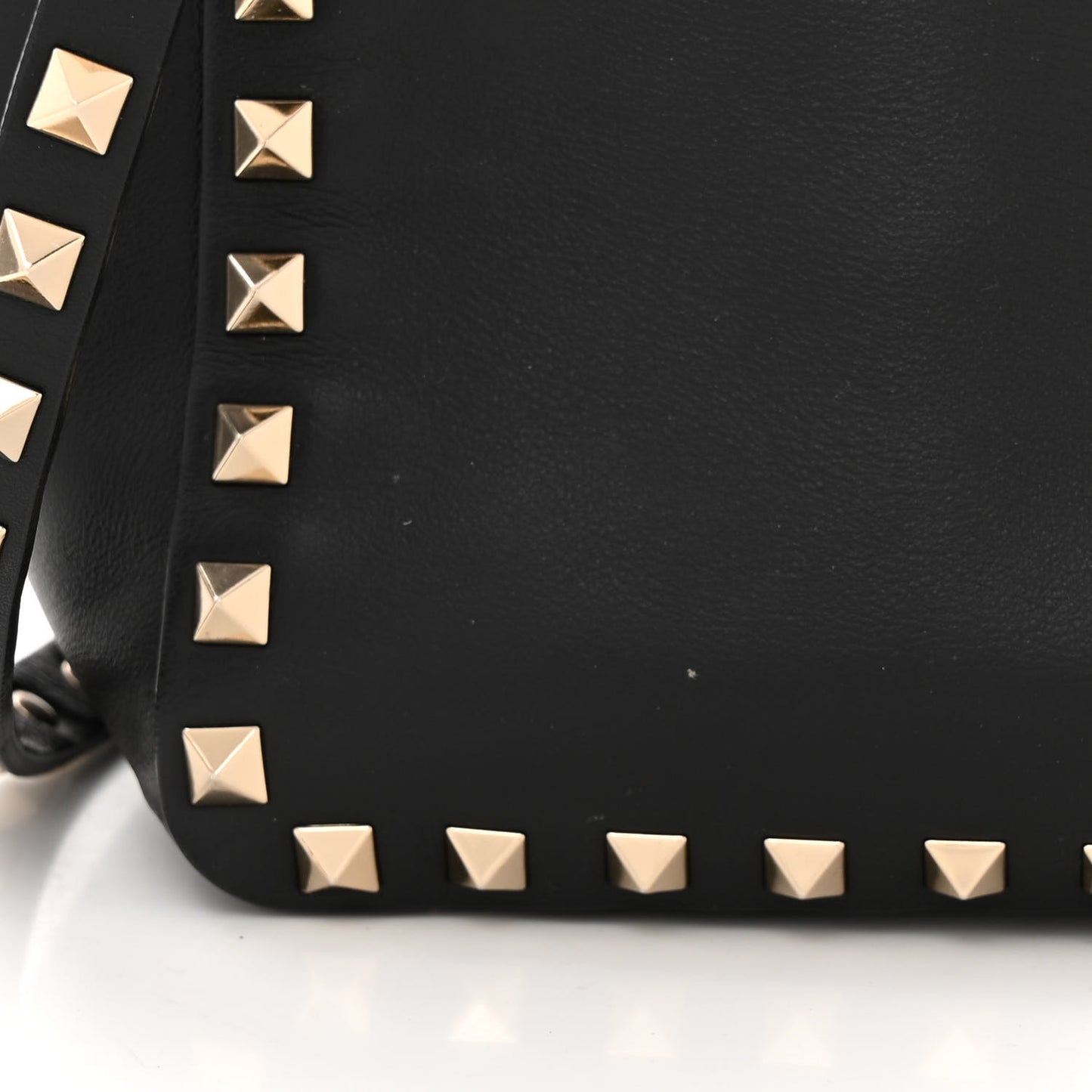 Vitello Small Rockstud Tote Black