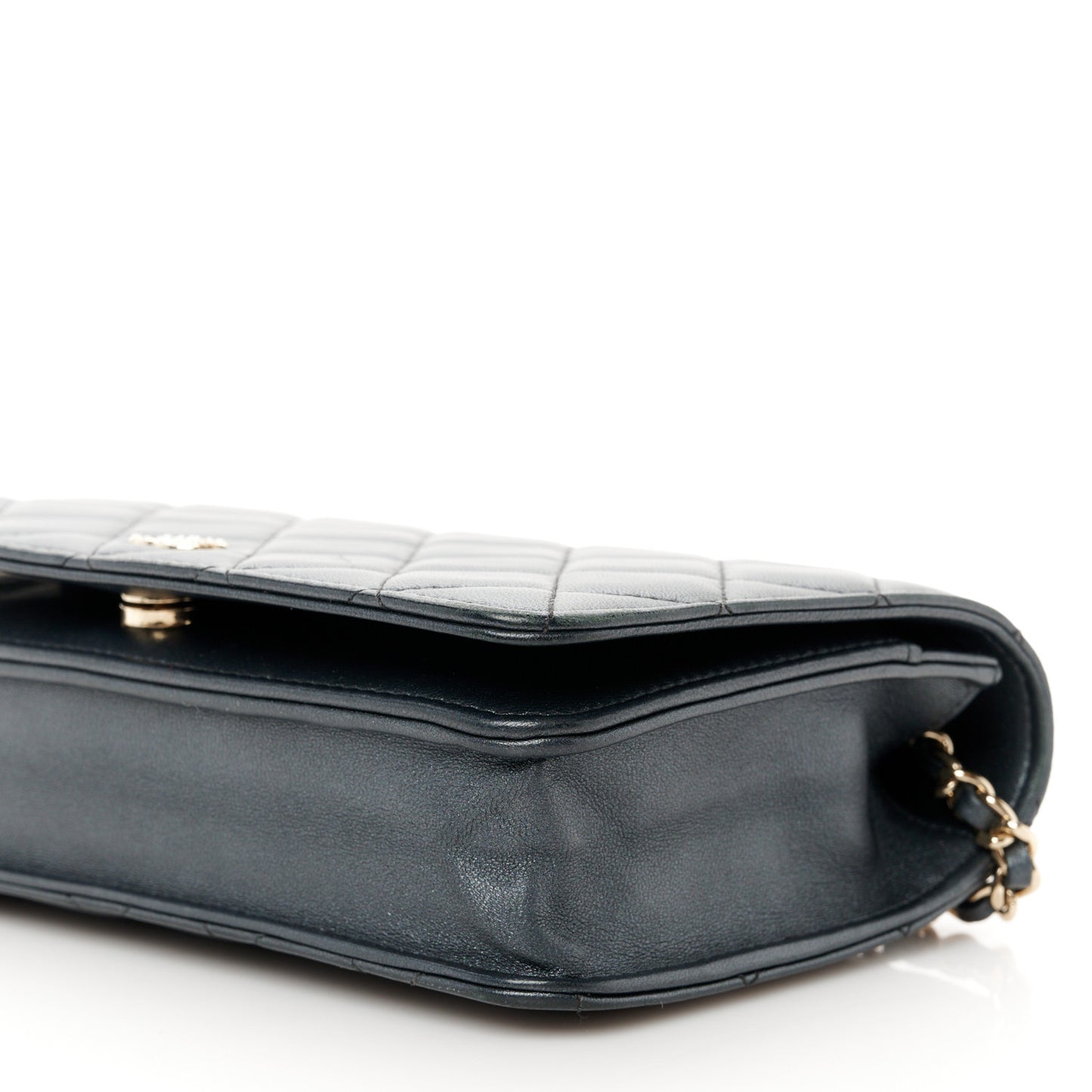 Iridescent Lambskin Quilted Pearl Wallet On Chain WOC Black