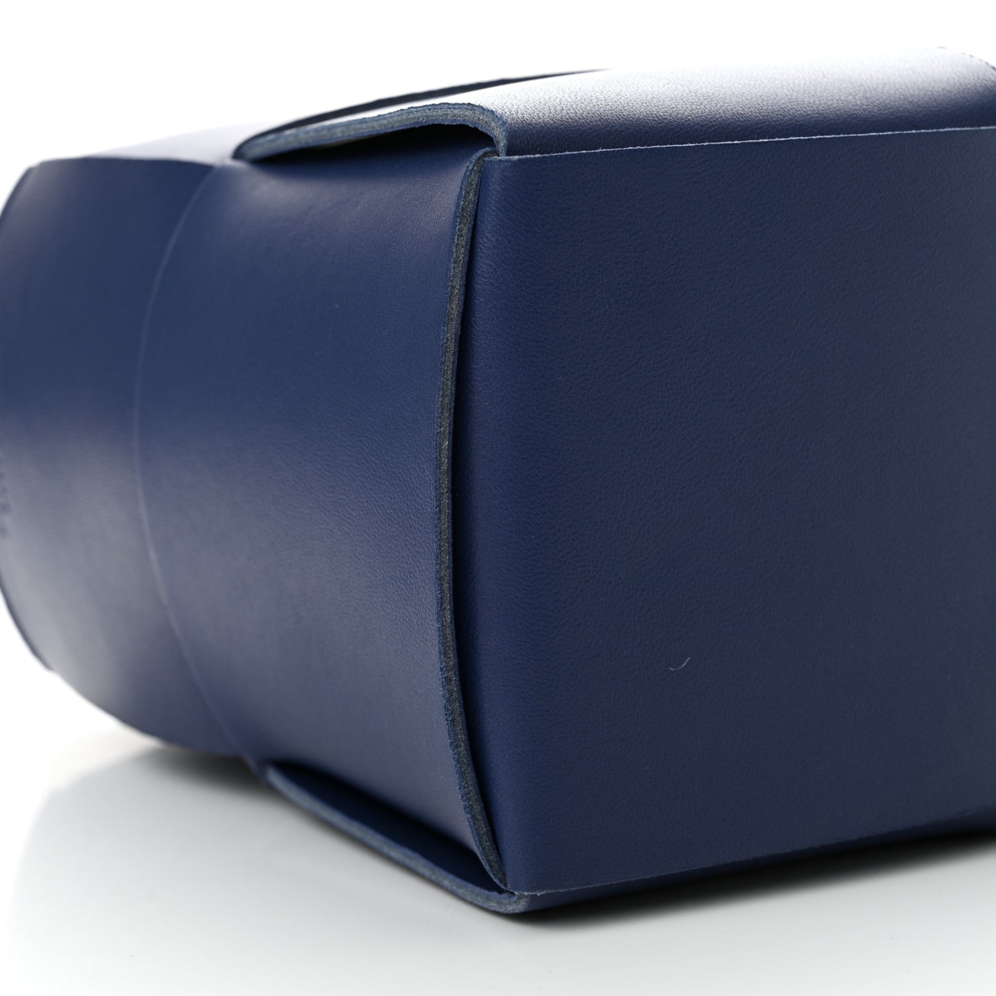 Smooth Calfskin Intrecciato Small Arco Tote Cruise