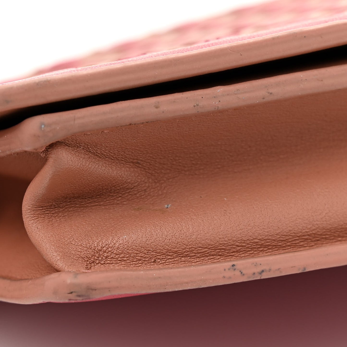 Nappa Intrecciato Checker Chain Wallet Beige Red