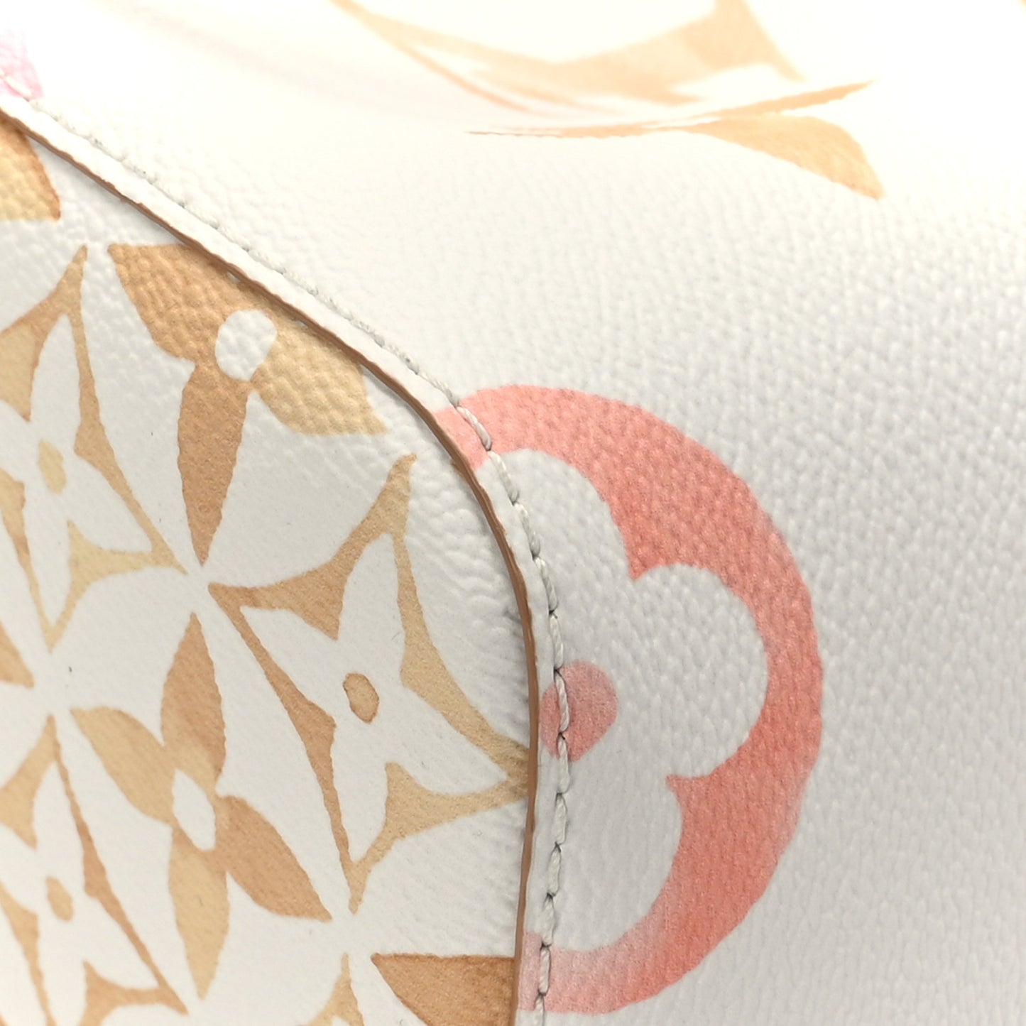 Monogram Giant By The Pool 2.0 Neonoe BB Beige