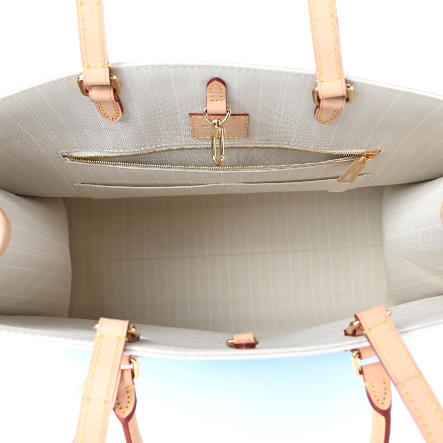 Louis Vuitton Monogram Giant Raffia Hamptons By The Pool Onthego GM Blue 4 of 8