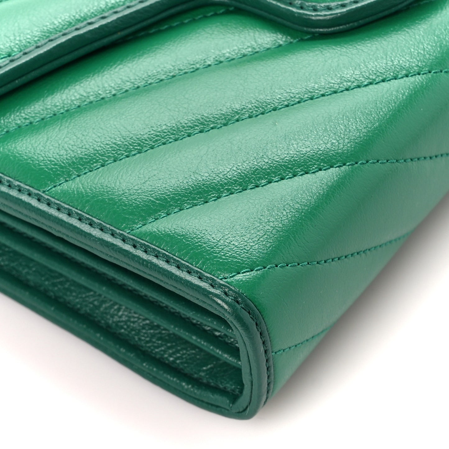 Azalea Calfskin Enamel Matelasse Diagonal Torchon GG Marmont Chain Wallet New Shamrock Emerald