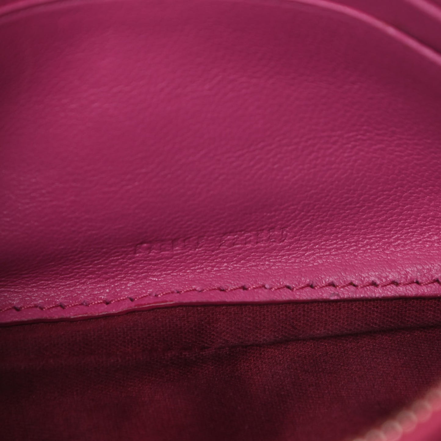 Nappa Matelasse Pouch Fuxia