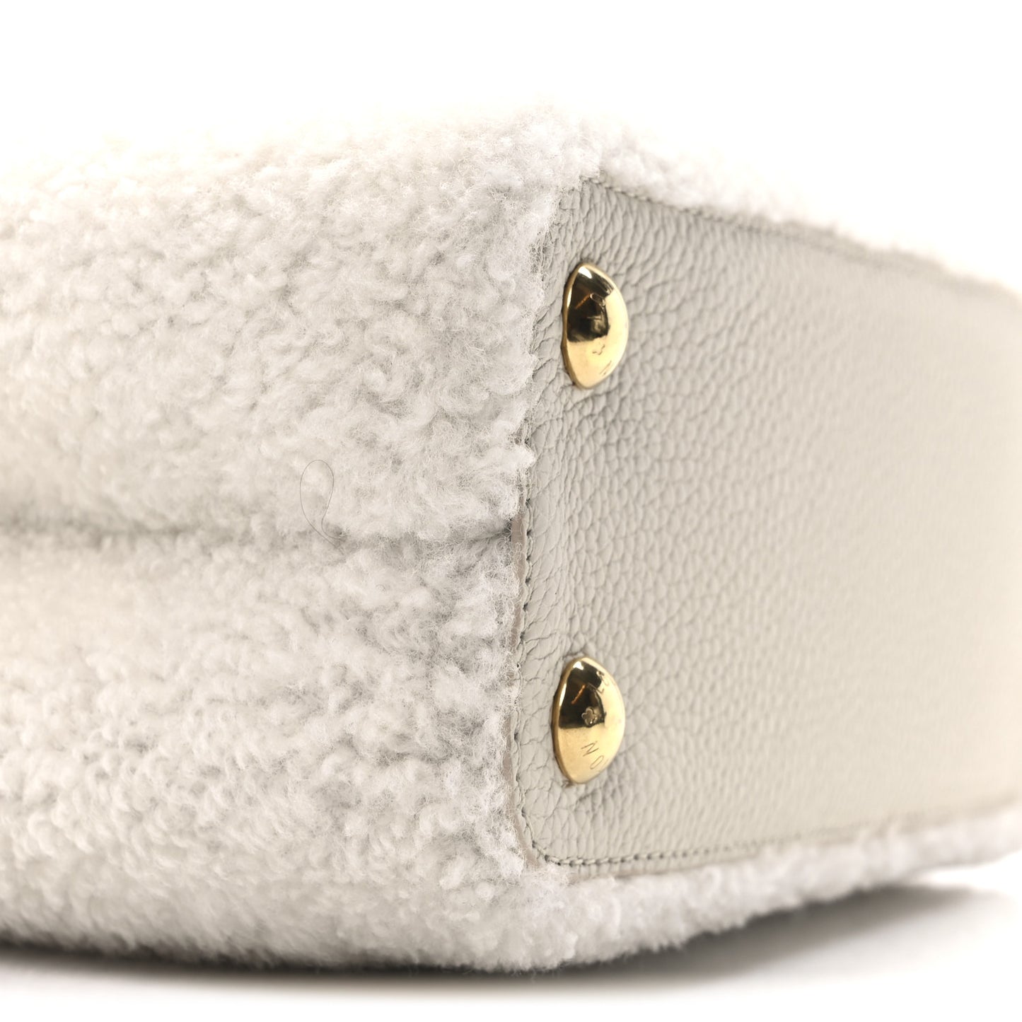 Shearling Calfskin Capucines BB White